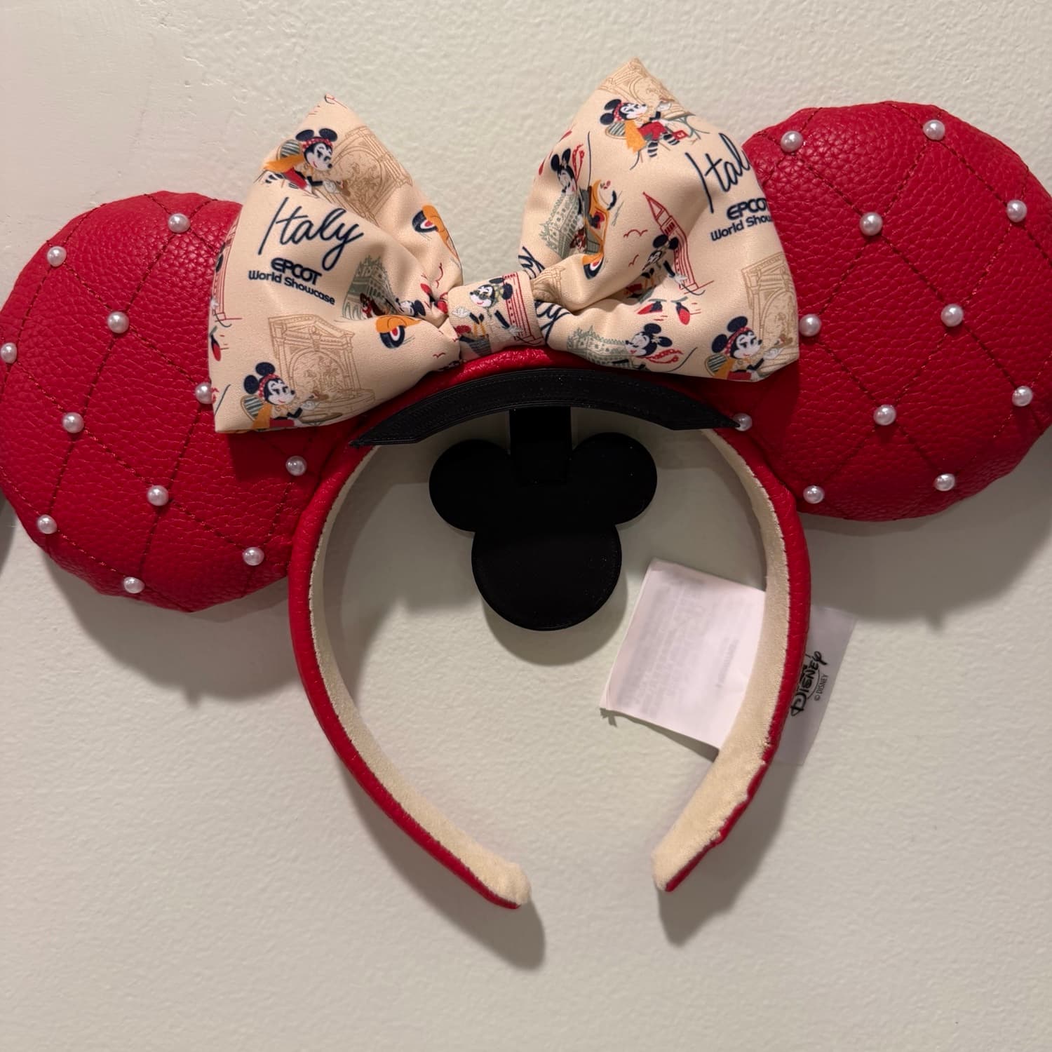 Red With Pearls Italy Minnie Mouse Ears front