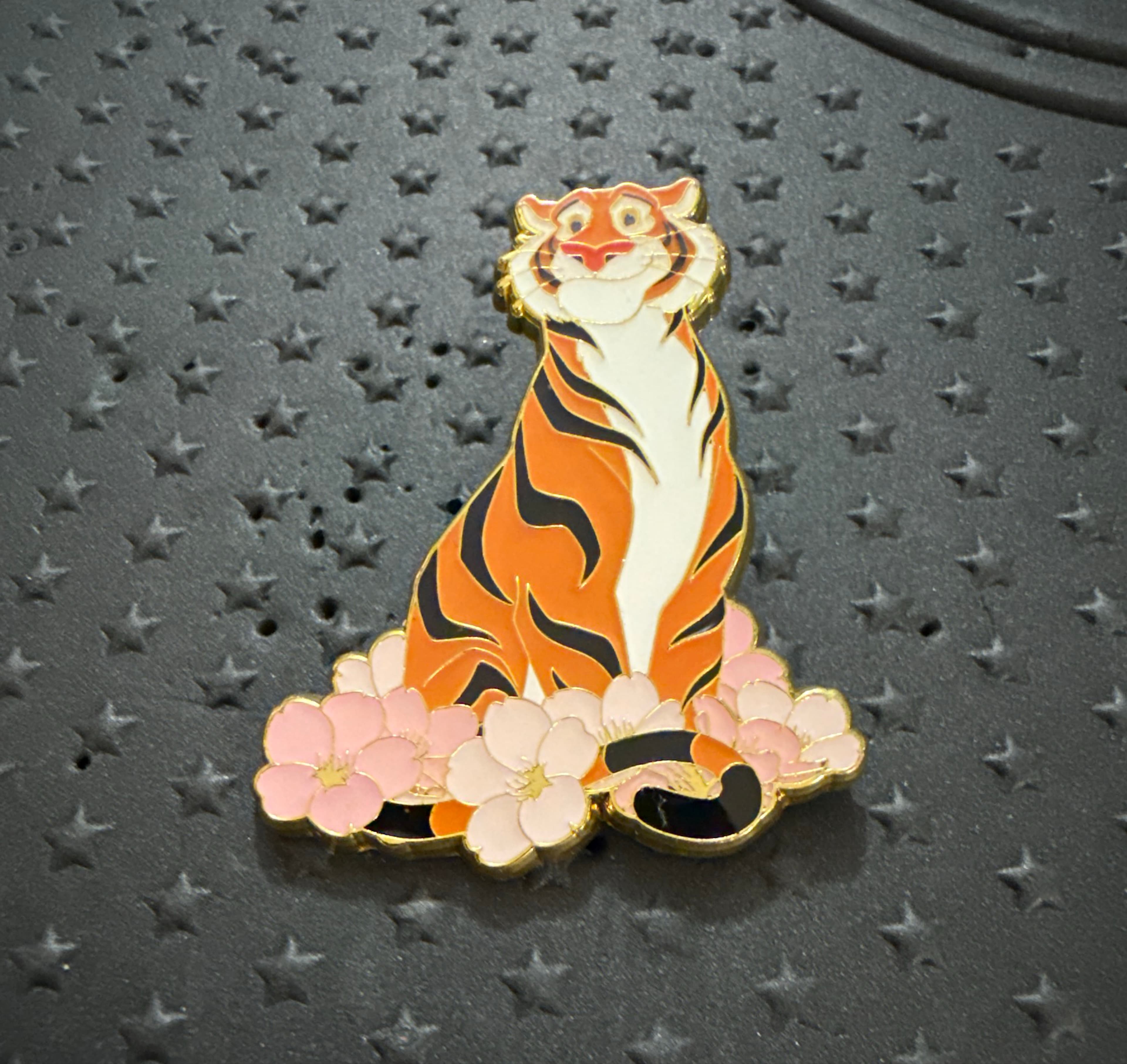 Rajah - Disney Princess Cherry Blossom Sidekicks Blind Box Pin Set front