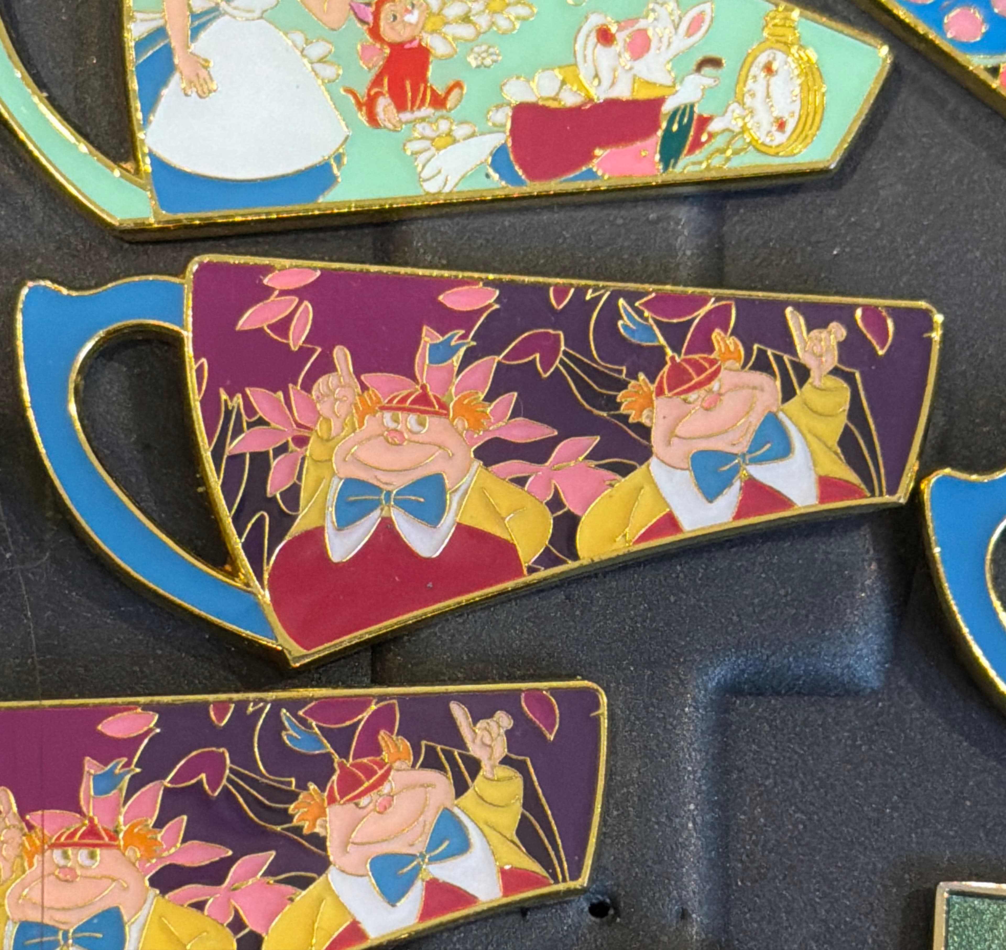 Tweedles - Alice In Wonderland Tea Cup Mystery Box Pin front