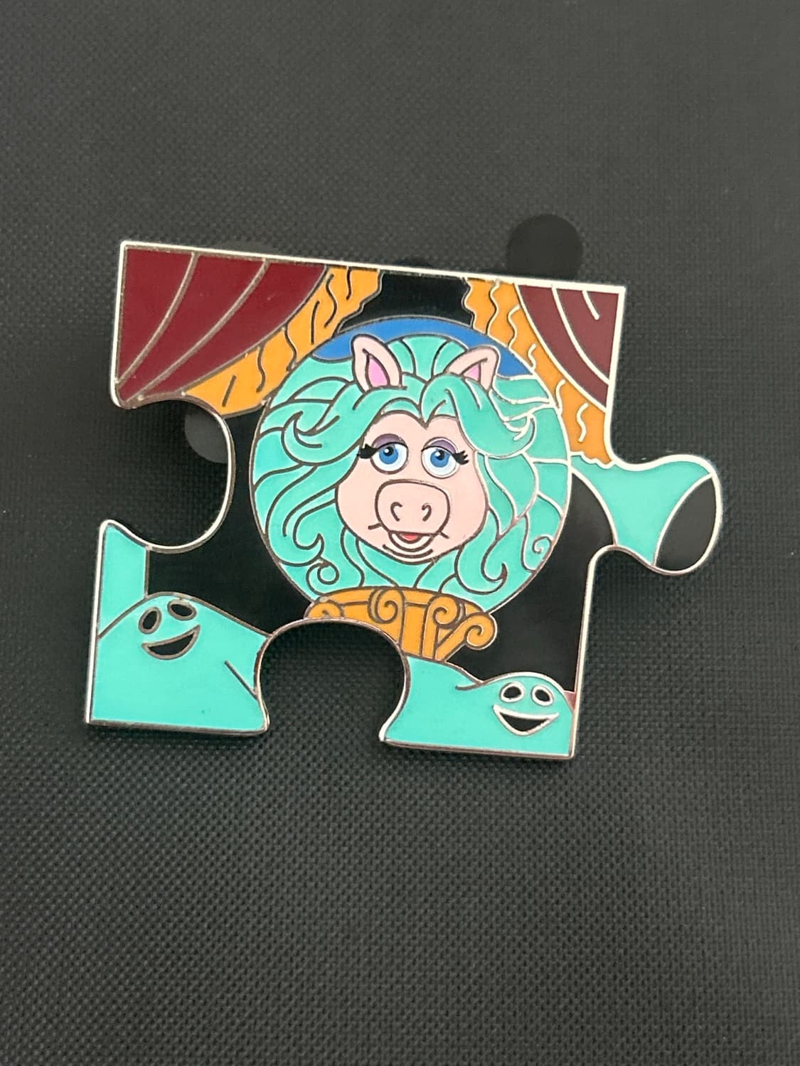 Haunted Mansion Muppets Puzzle Pin Piggy And Kermit
