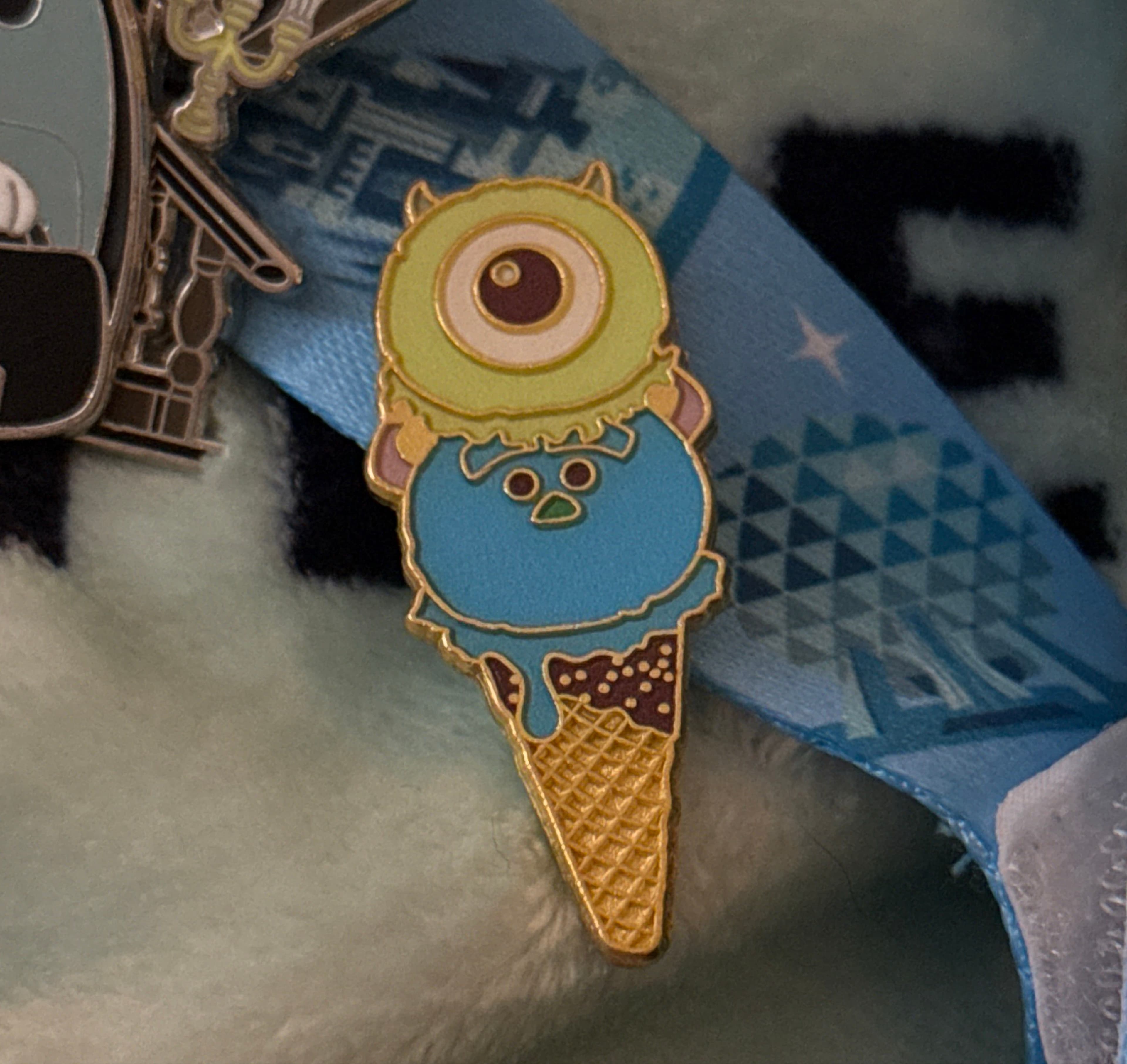 Mike & Sulley Ice Cream Cone front