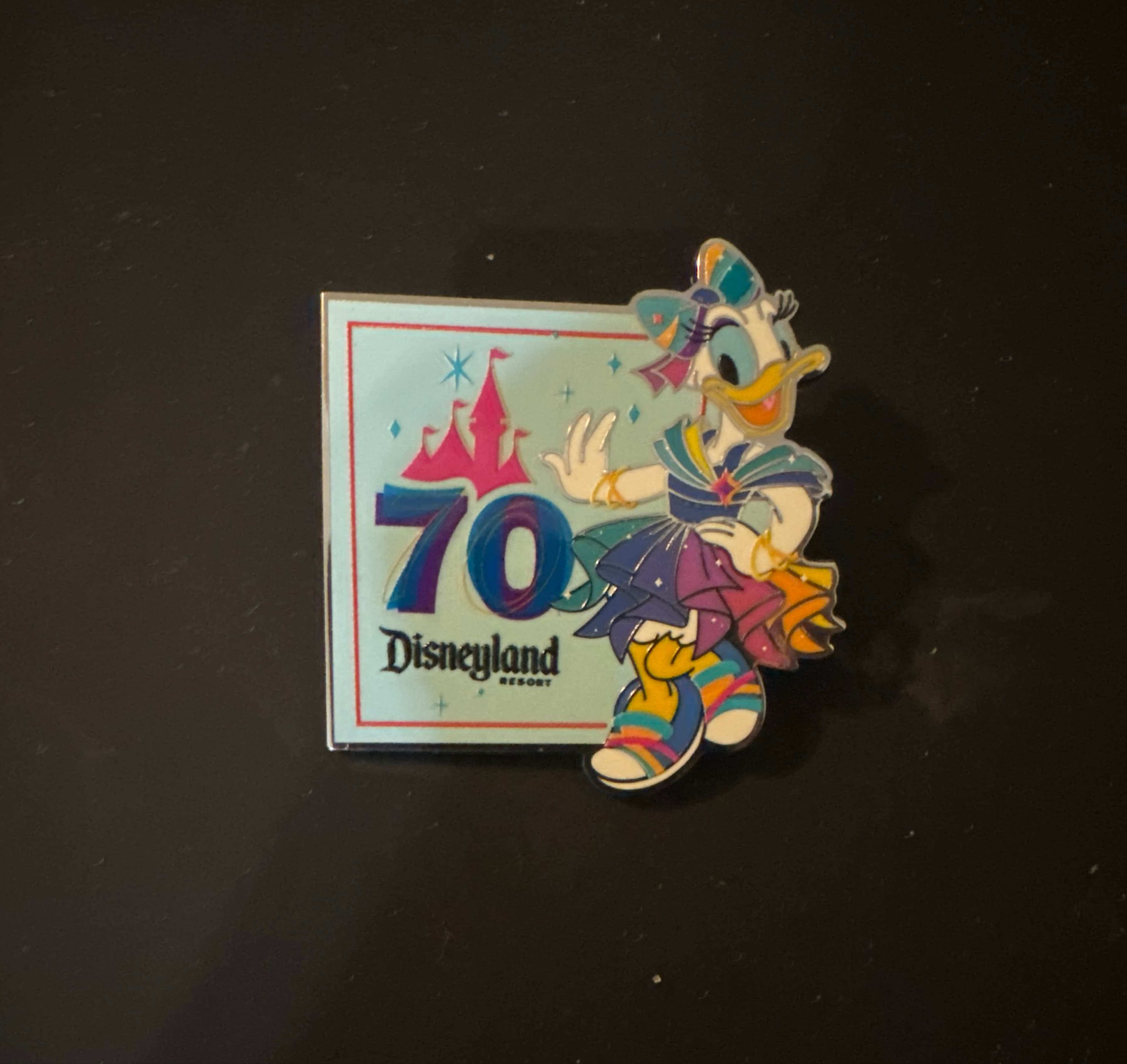 Daisy Duck front