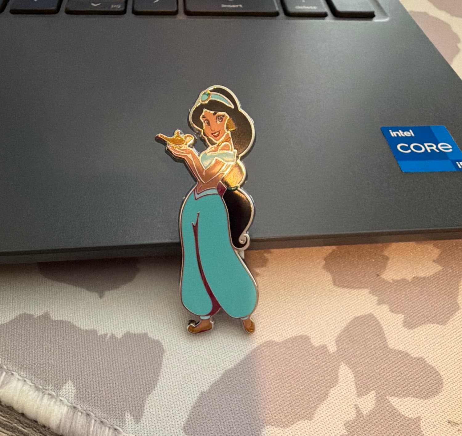 Jasmine Holding Magic Lamp