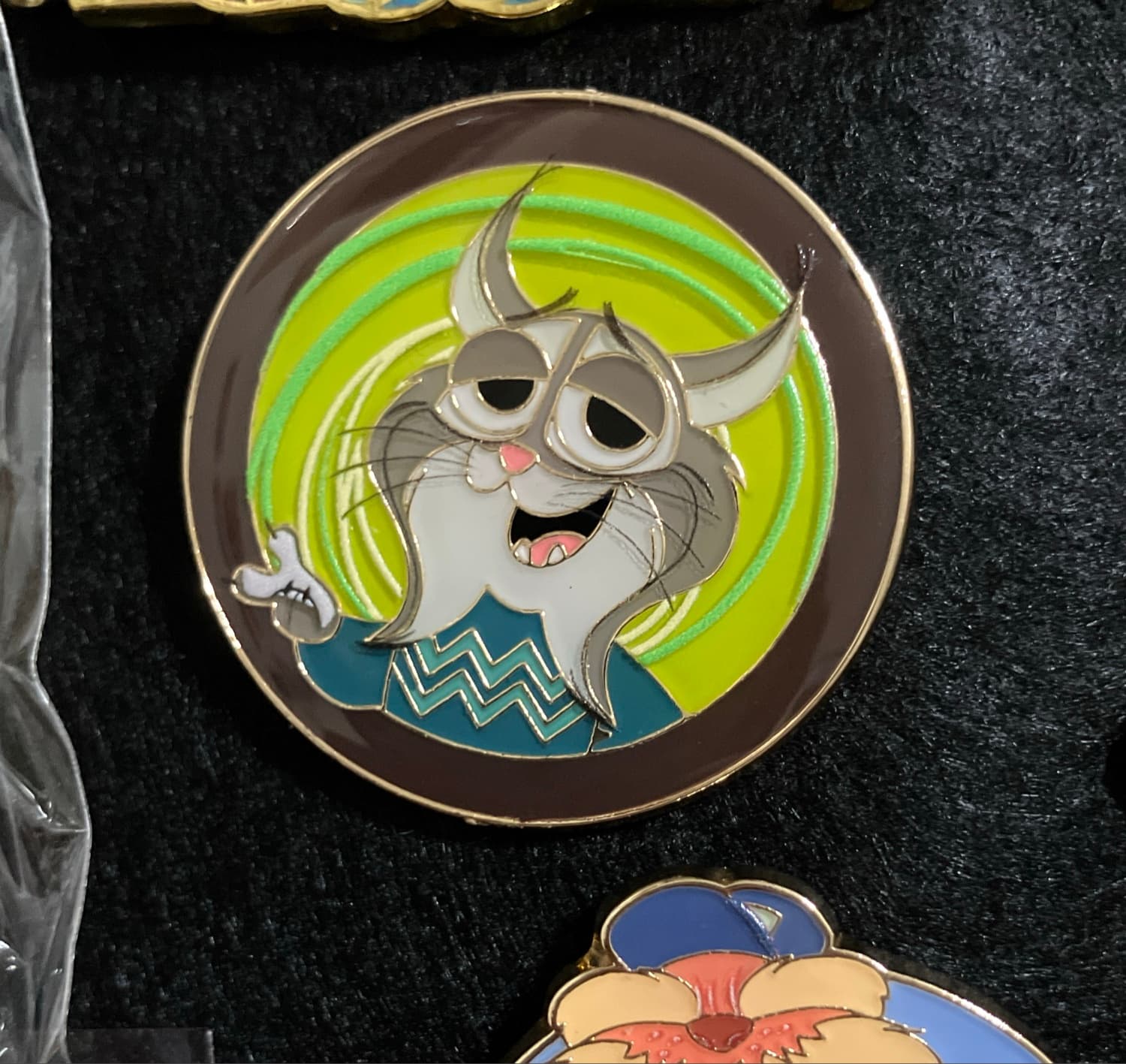 Pawbert Shanghai disney mystery pin front