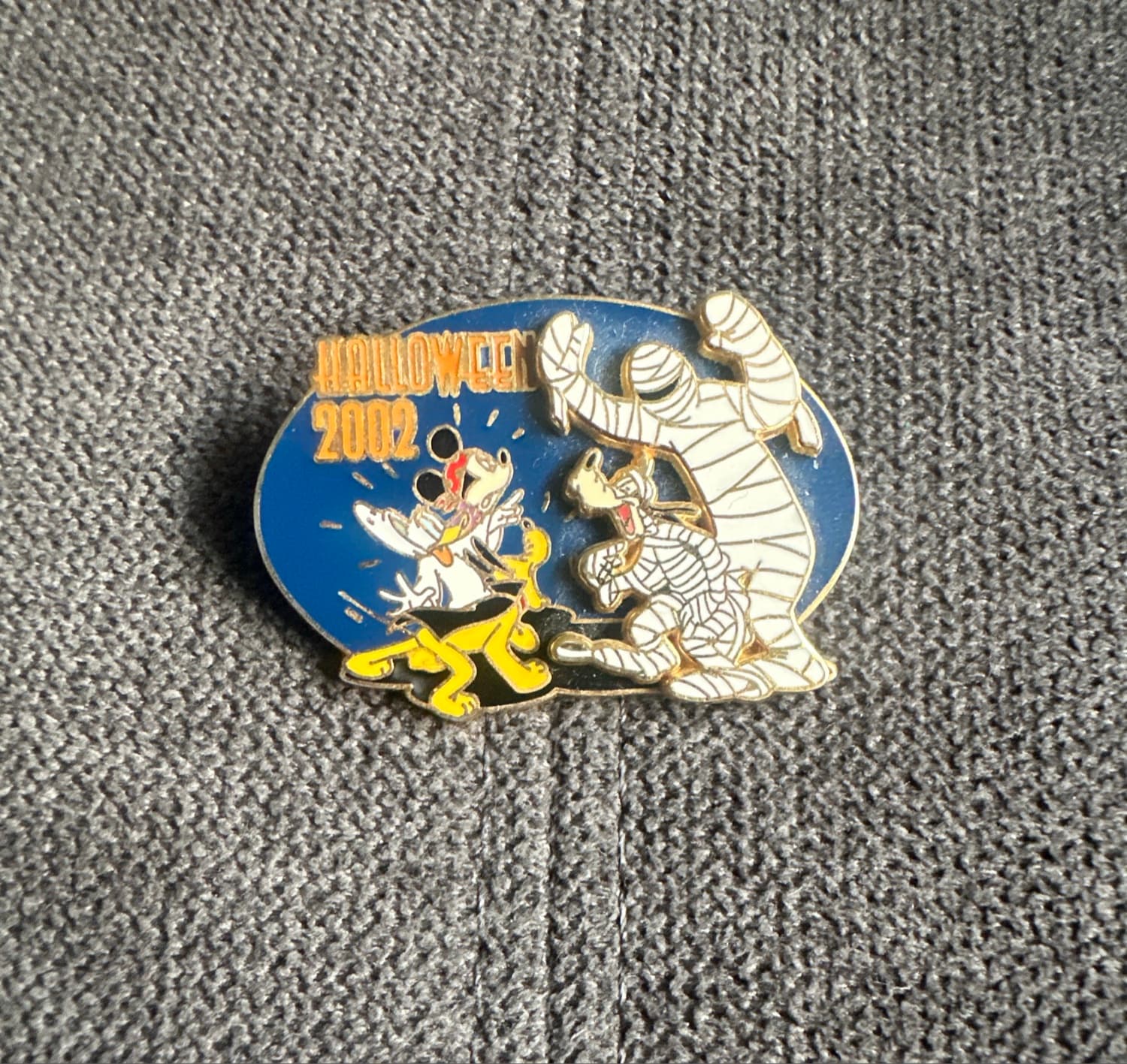 Mickey & Friends Halloween 2002 3D Pin