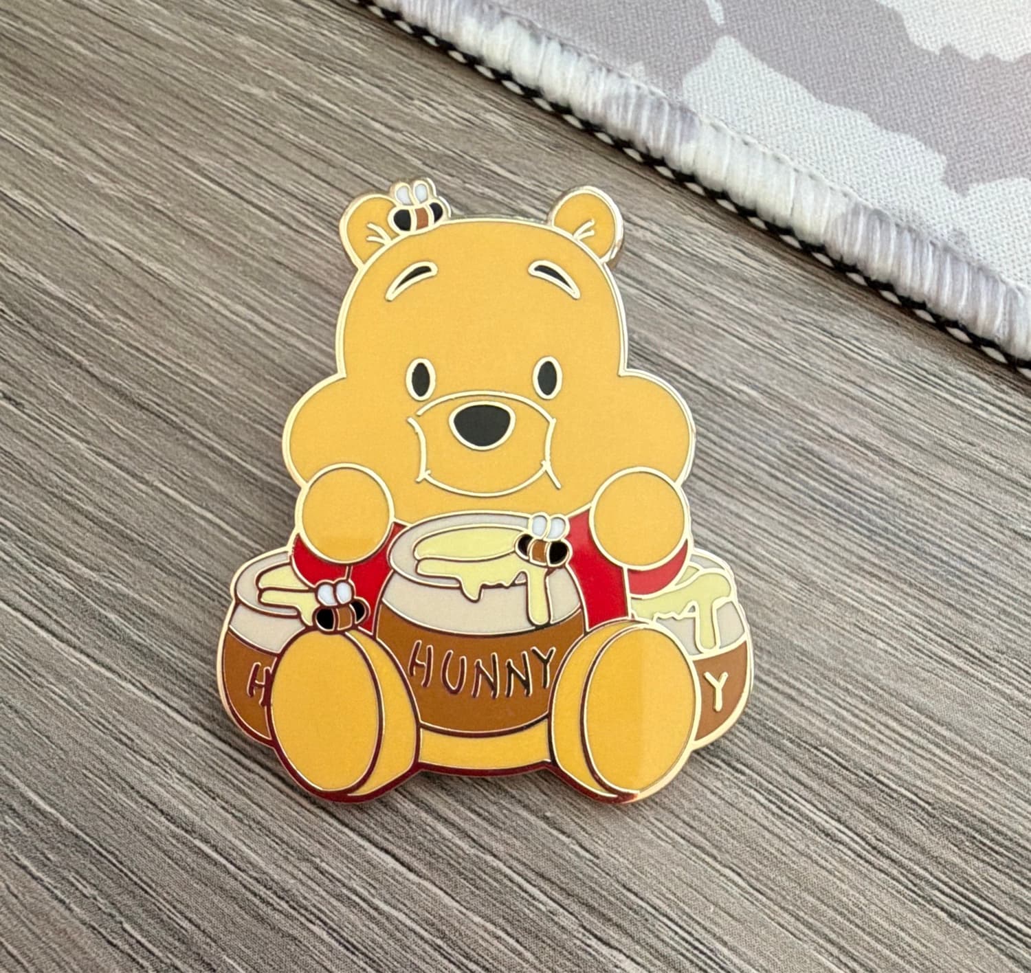 Winnie the Pooh Hunny Pots Bees Honey Trading Pin
