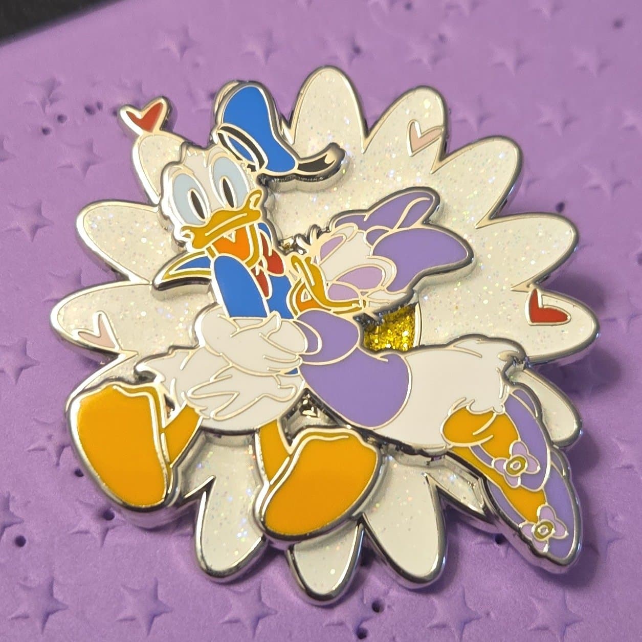 Donald Duck and Daisy Duck Pin - Disney Pin Trading 25th Anniversary front