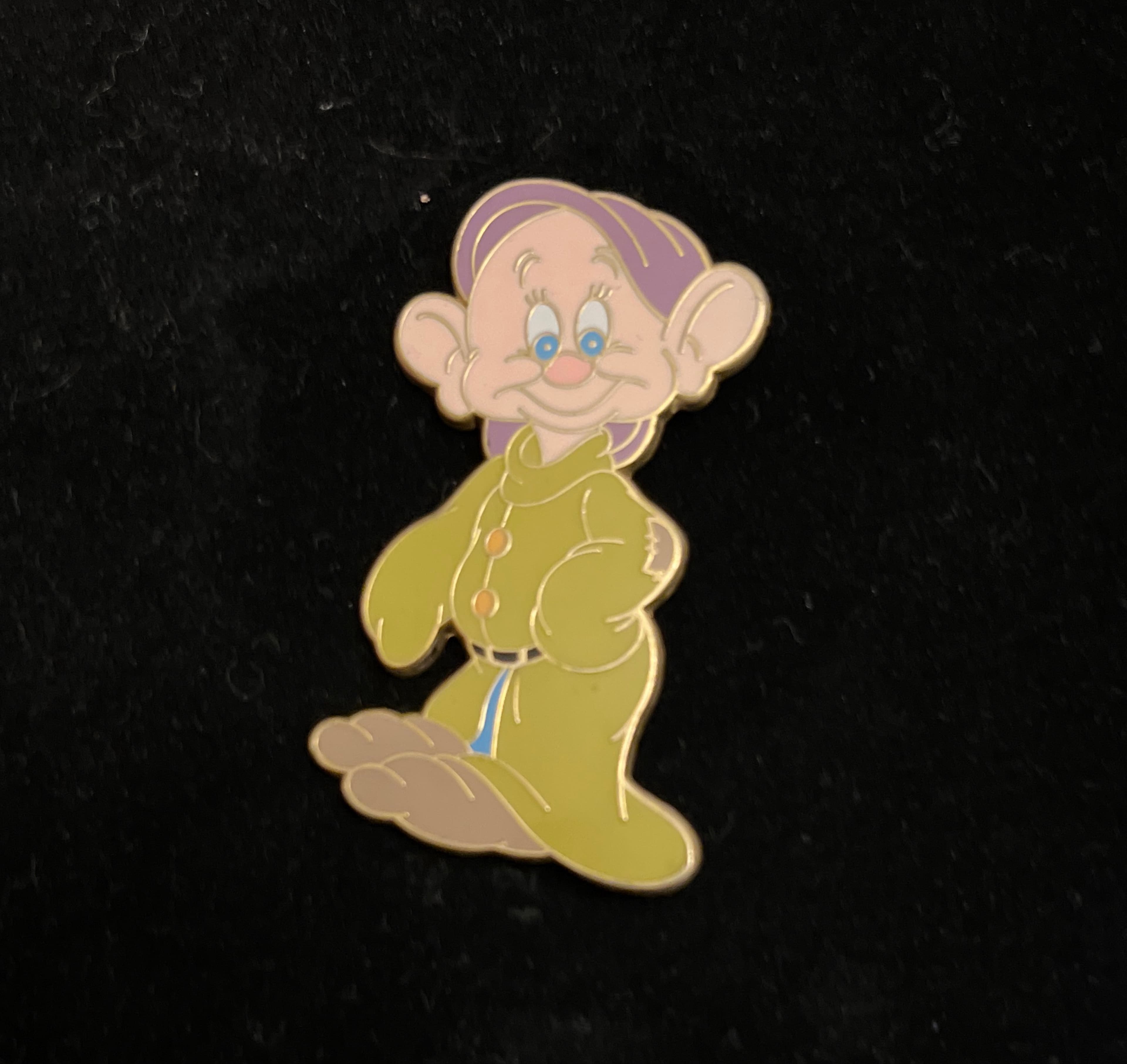 Smiling Dopey front