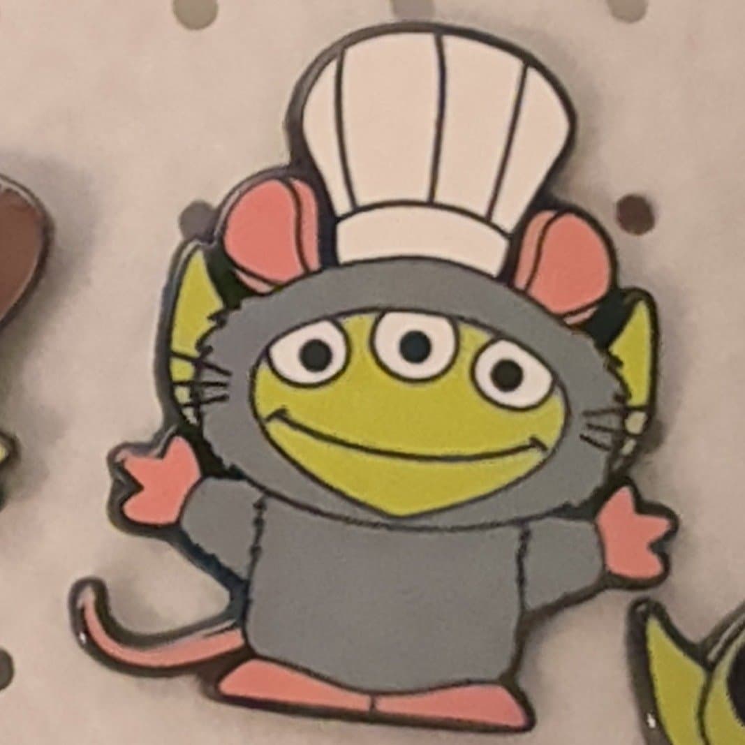 Toy Story Alien Pixar Remix Pin – Remy front