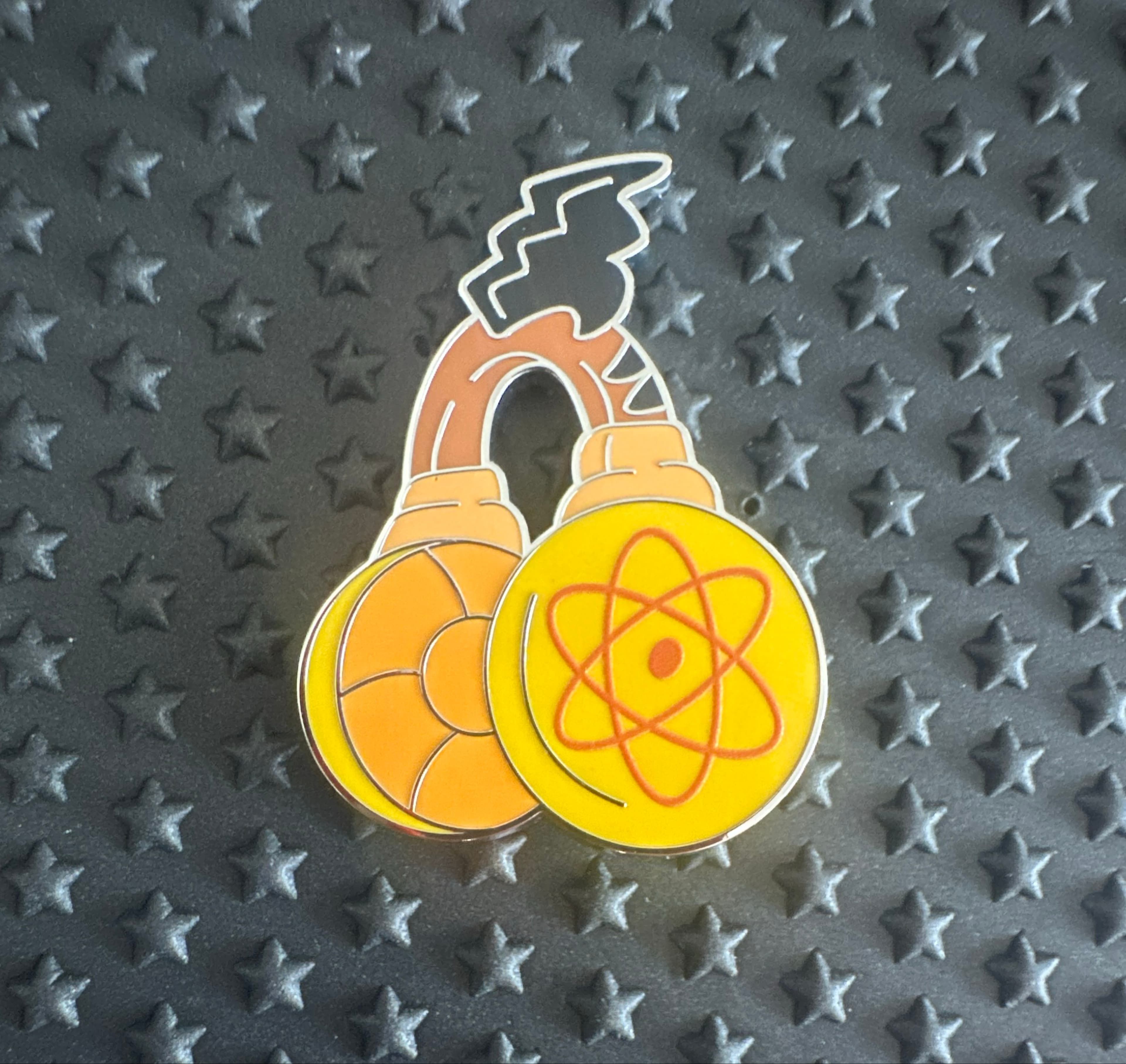 Powerline Max Headphone Pin