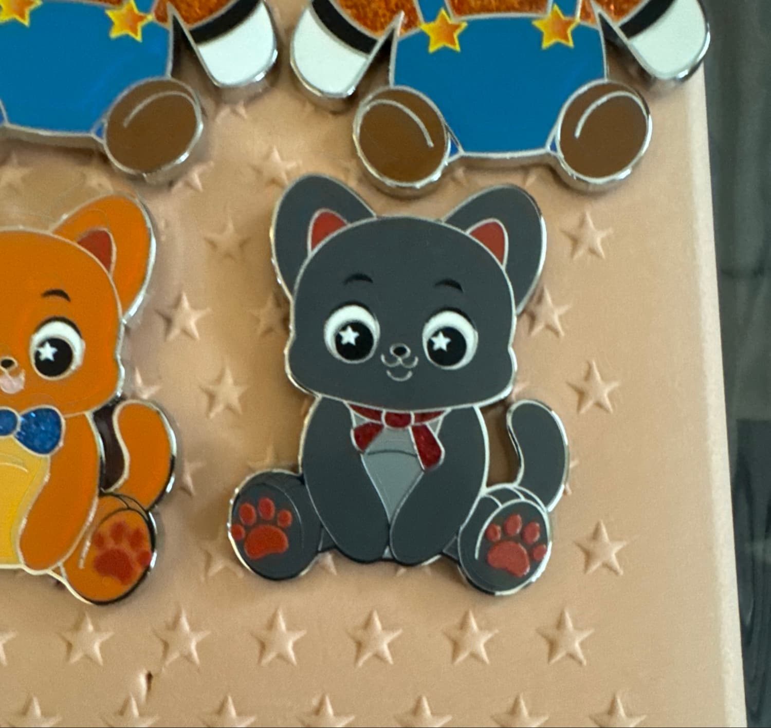 Wishables Shimmer Aristocats Berlioz Pin