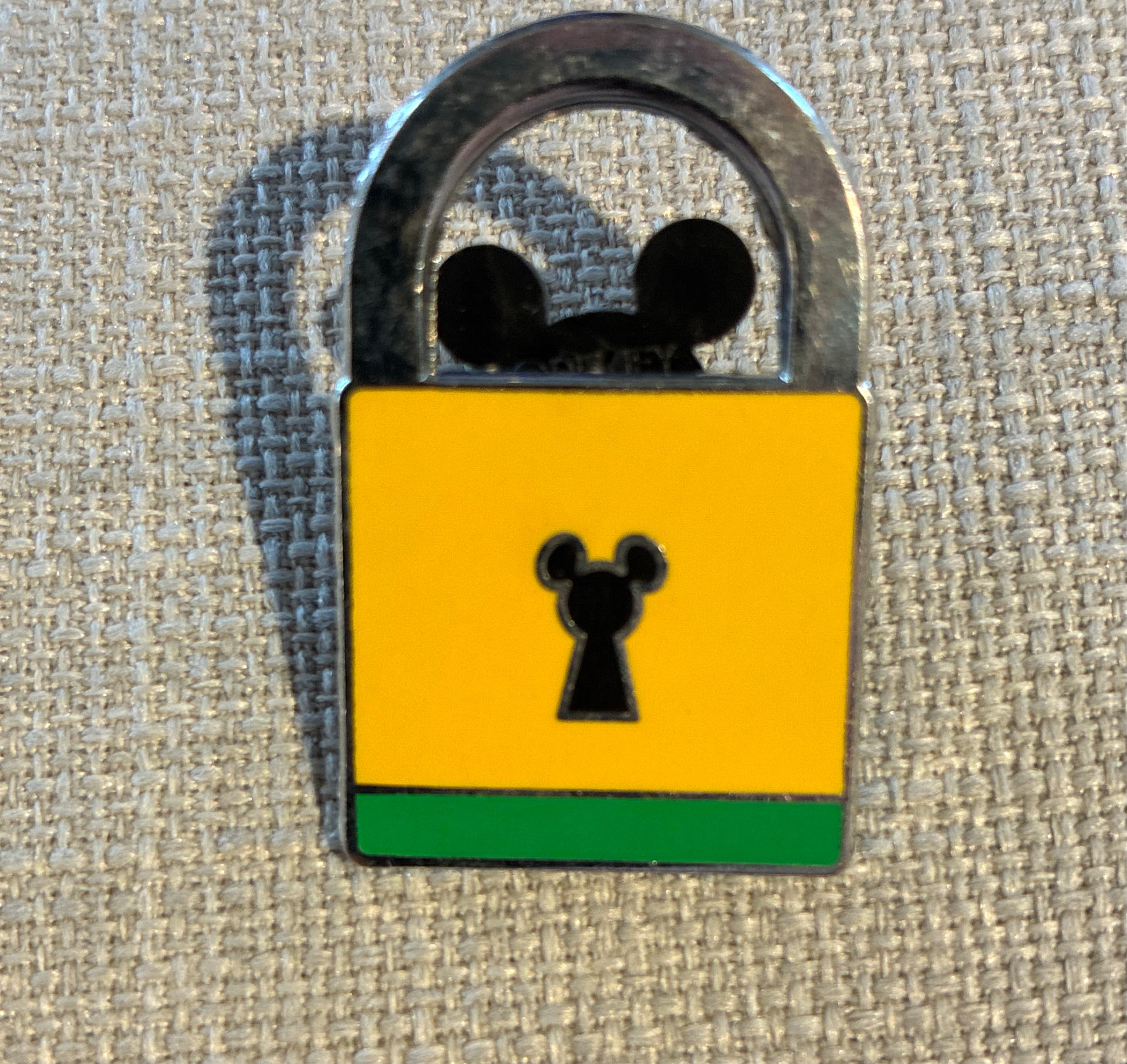 Pluto Character Lock Hidden Mickey Pin