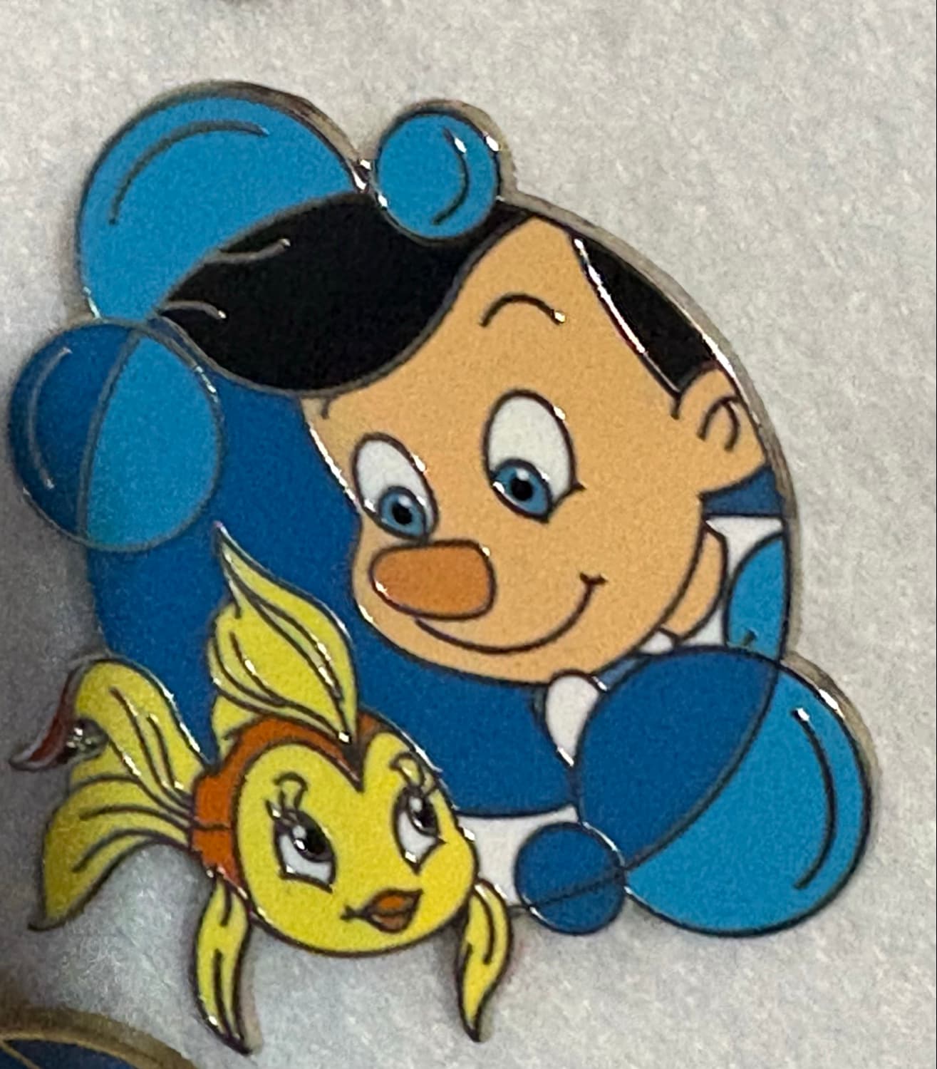 Pinocchio & Cleo - Bubbles Starter Pin