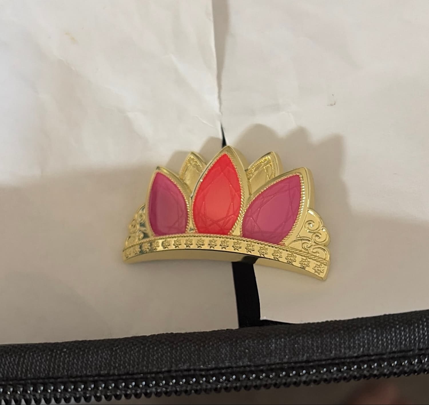 Aurora - Sleeping Beauty - Princess Crown Pin
