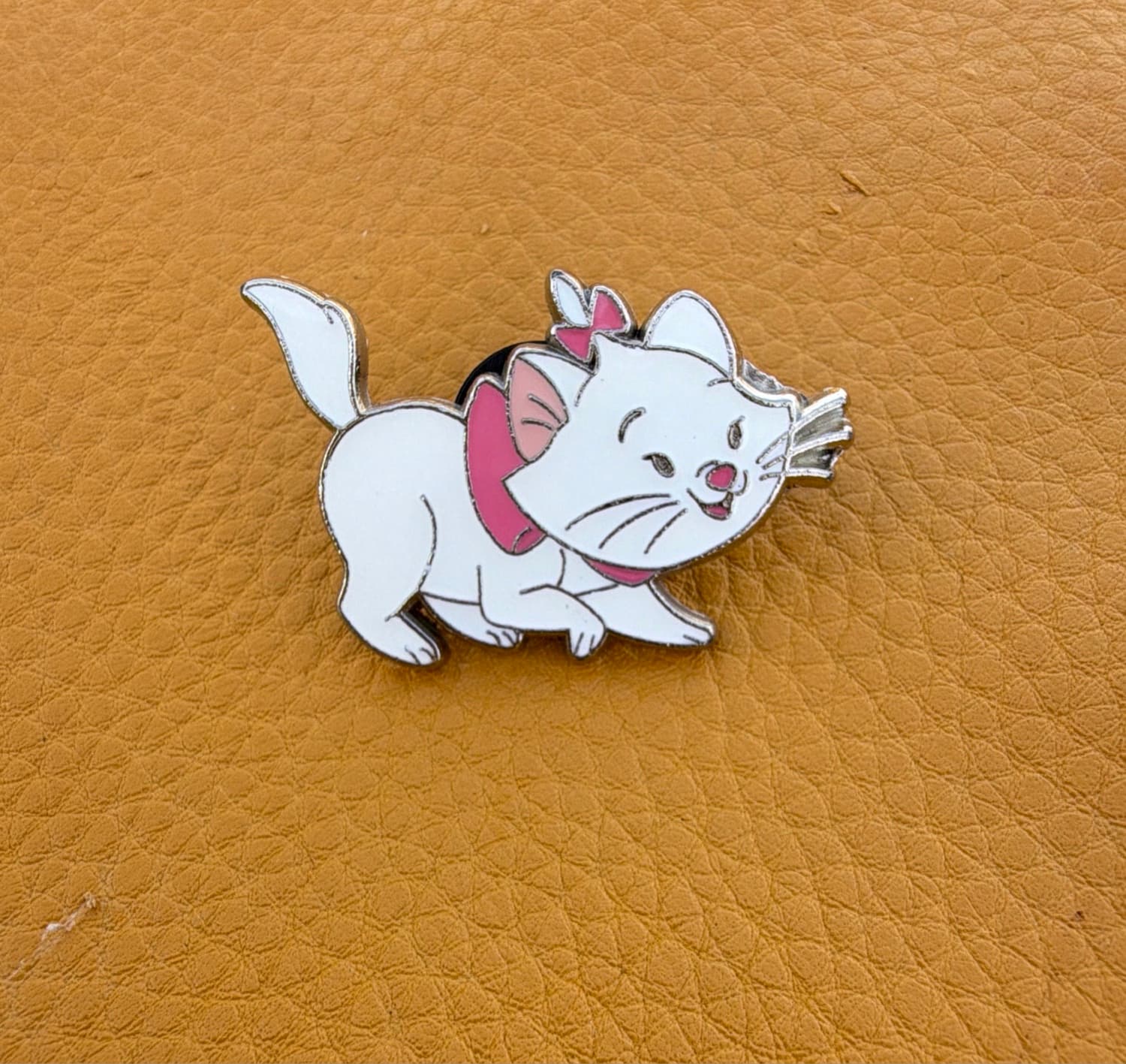 Loungefly The Aristocats Marie 3D Bow Enamel Pin