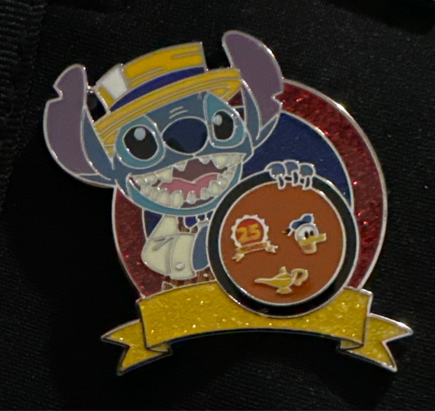 Disney Pin Trading 25th Anniversary: Stitch