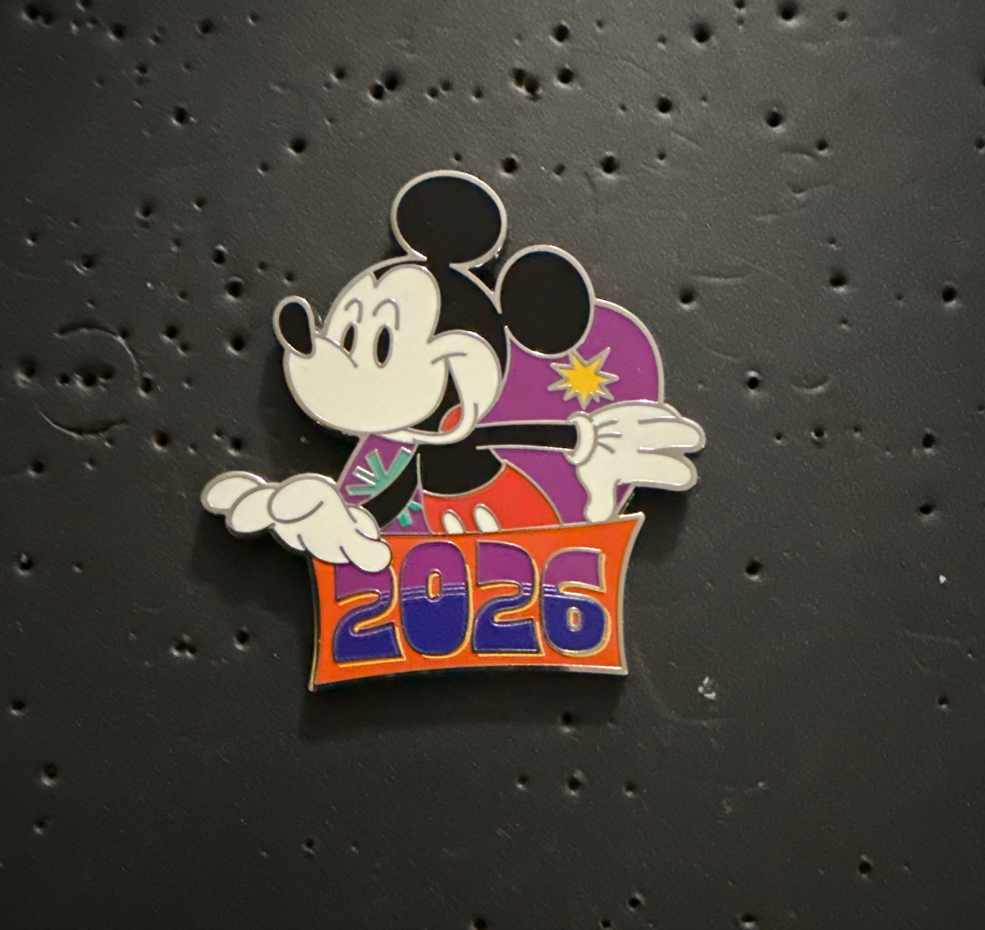 Mickey Mouse - Mickey and Friends 2026 Mystery Set front
