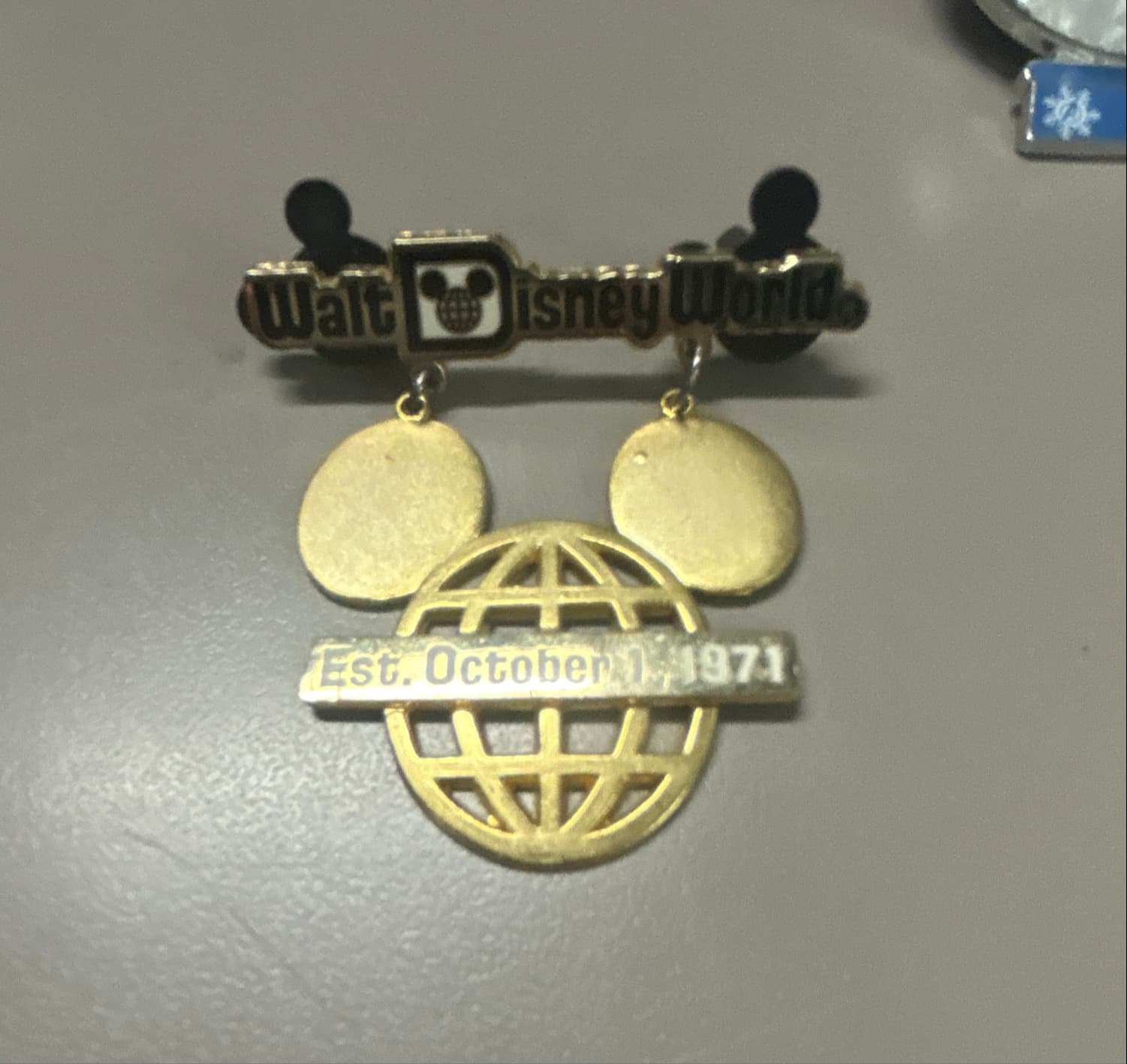 Walt Disney World Est. October 1, 1971 Mickey Ear Globe Dangle Pin