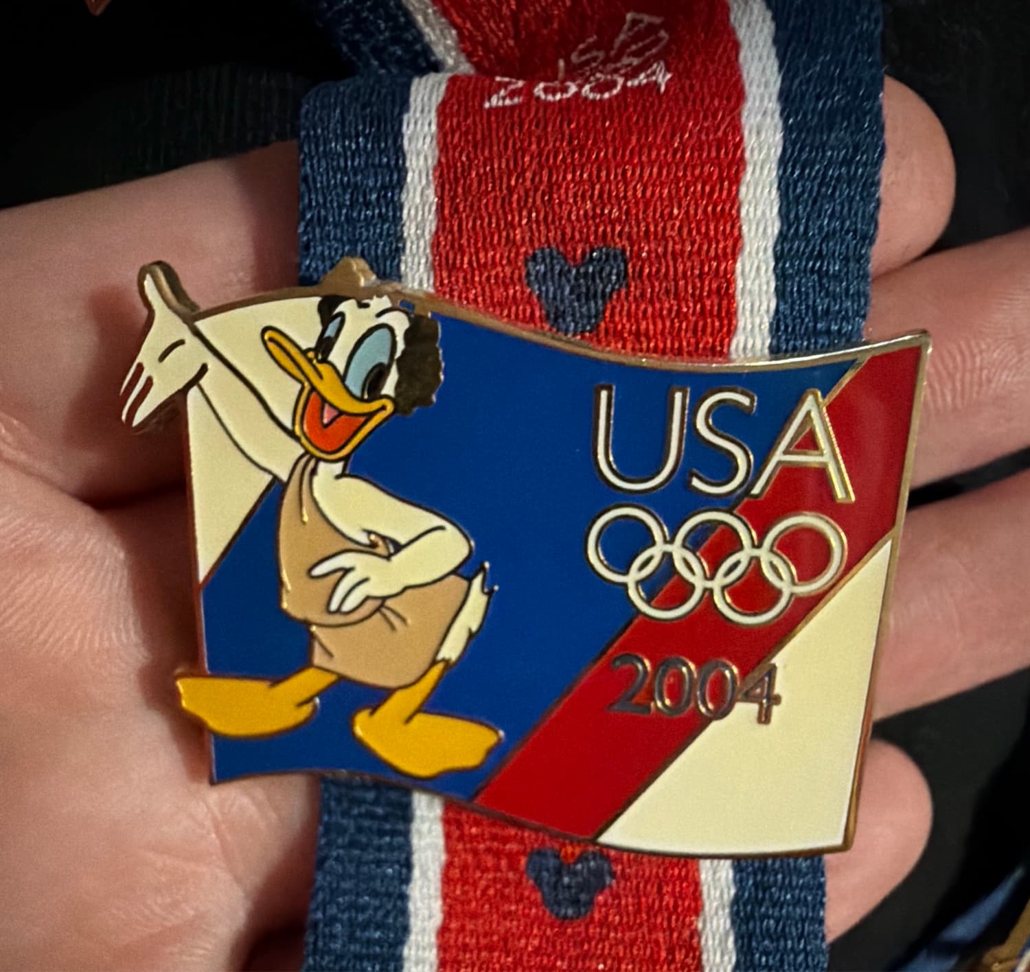 Olympics 2004 - USA Olympic Logo - Donald Duck in Toga front