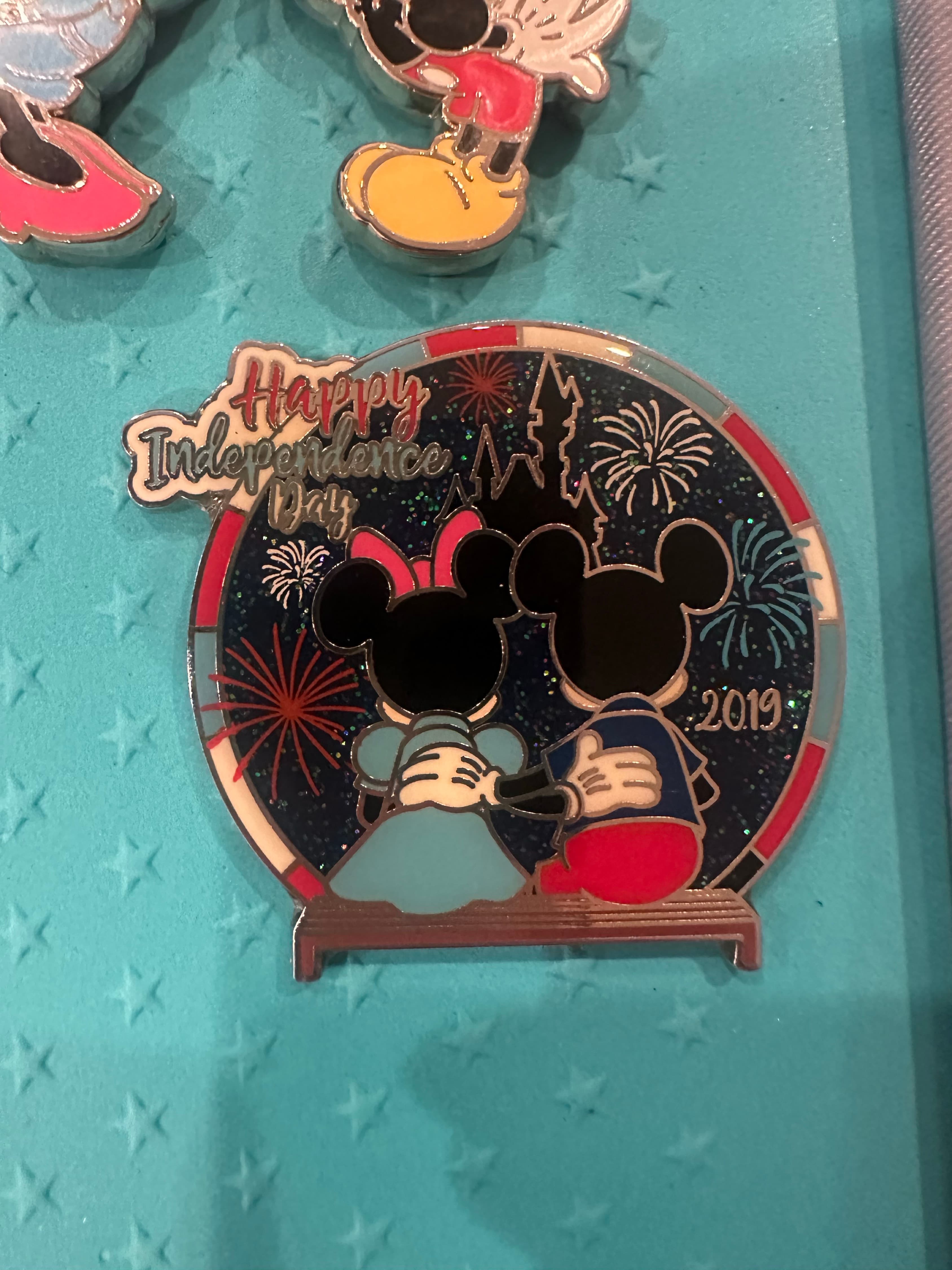 Disney Happy Independence Day 2019 Mickey Minnie Fireworks Pin