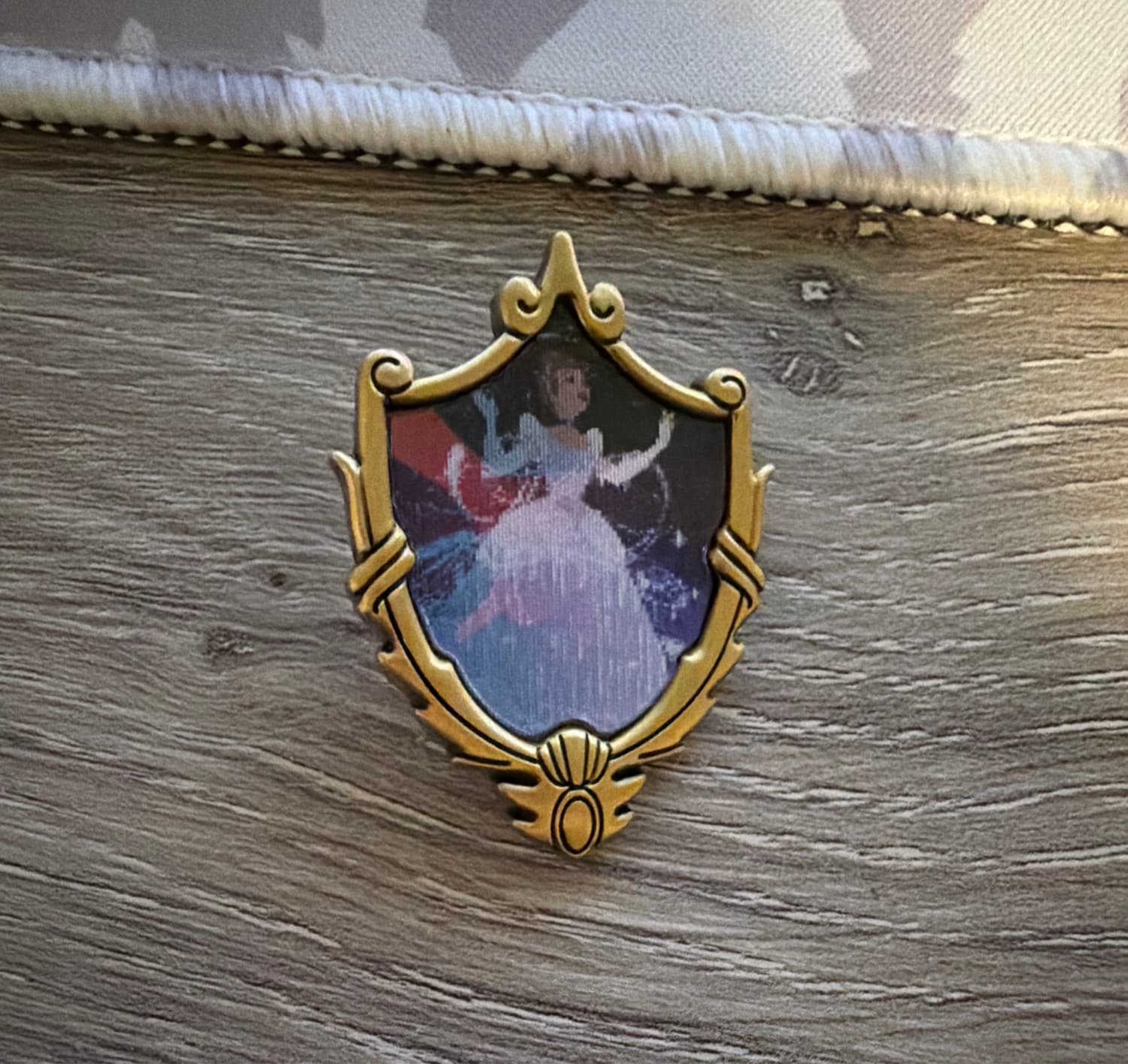 Cinderella Frame Lenticular Mystery Dress/Slipper Pin front