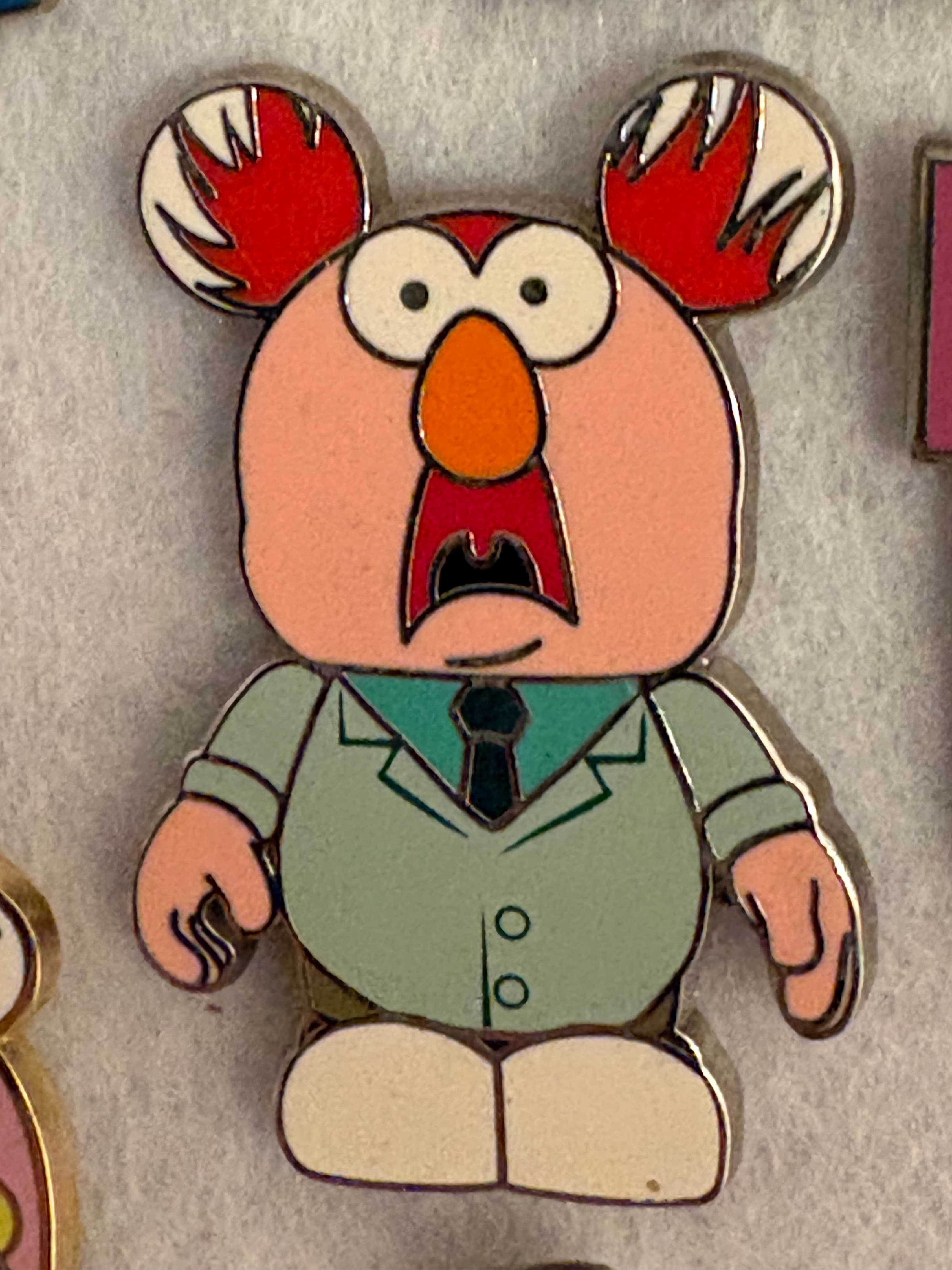 Beaker Vinylmation Pin