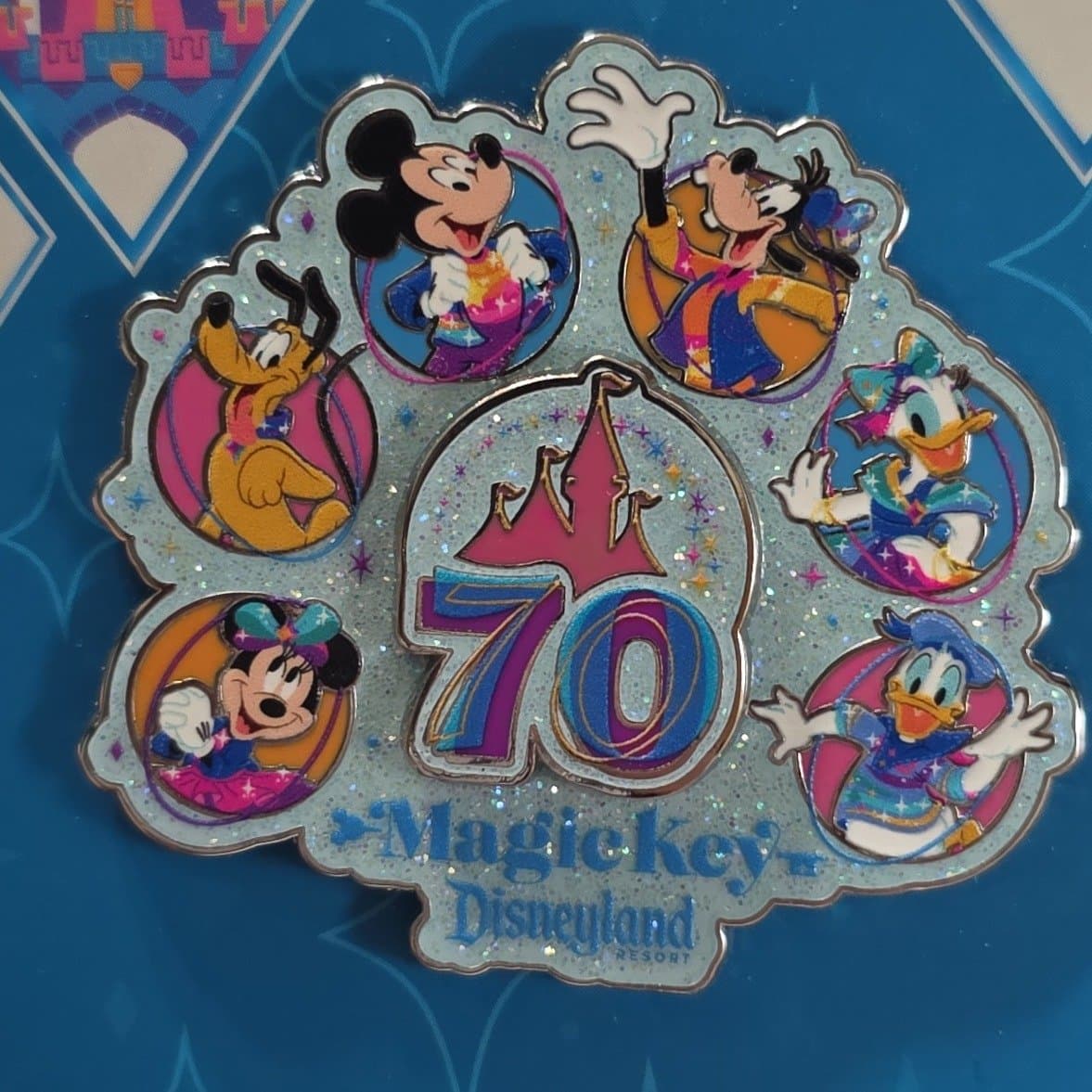 70th Mickey & Friends - Magic Key Exclusive