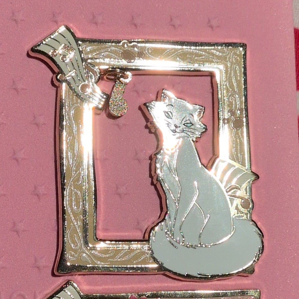 Disney The Aristocats Character Frames Blind Box Pin Set - Duchess front