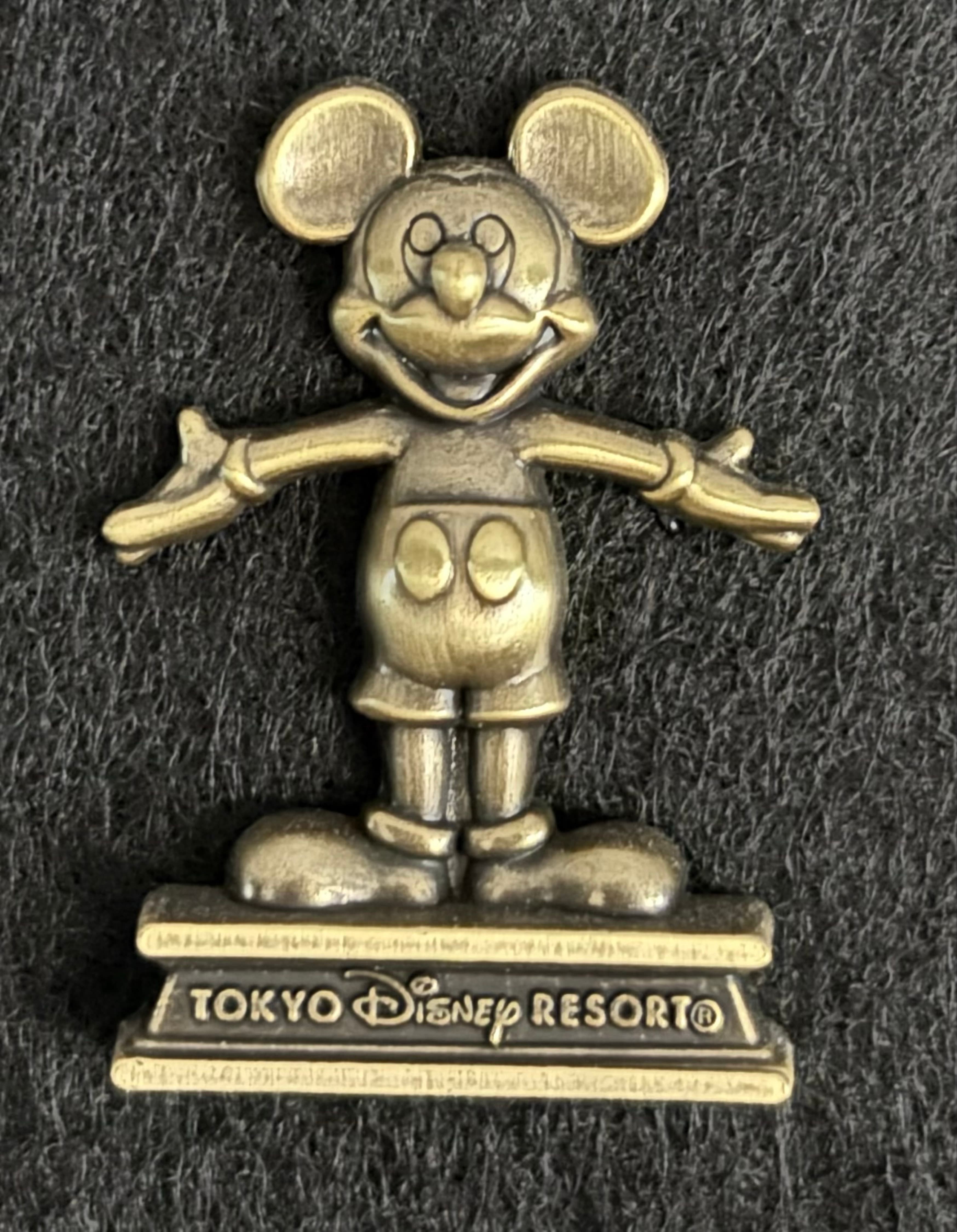 Tokyo Disney Resort - Mickey front