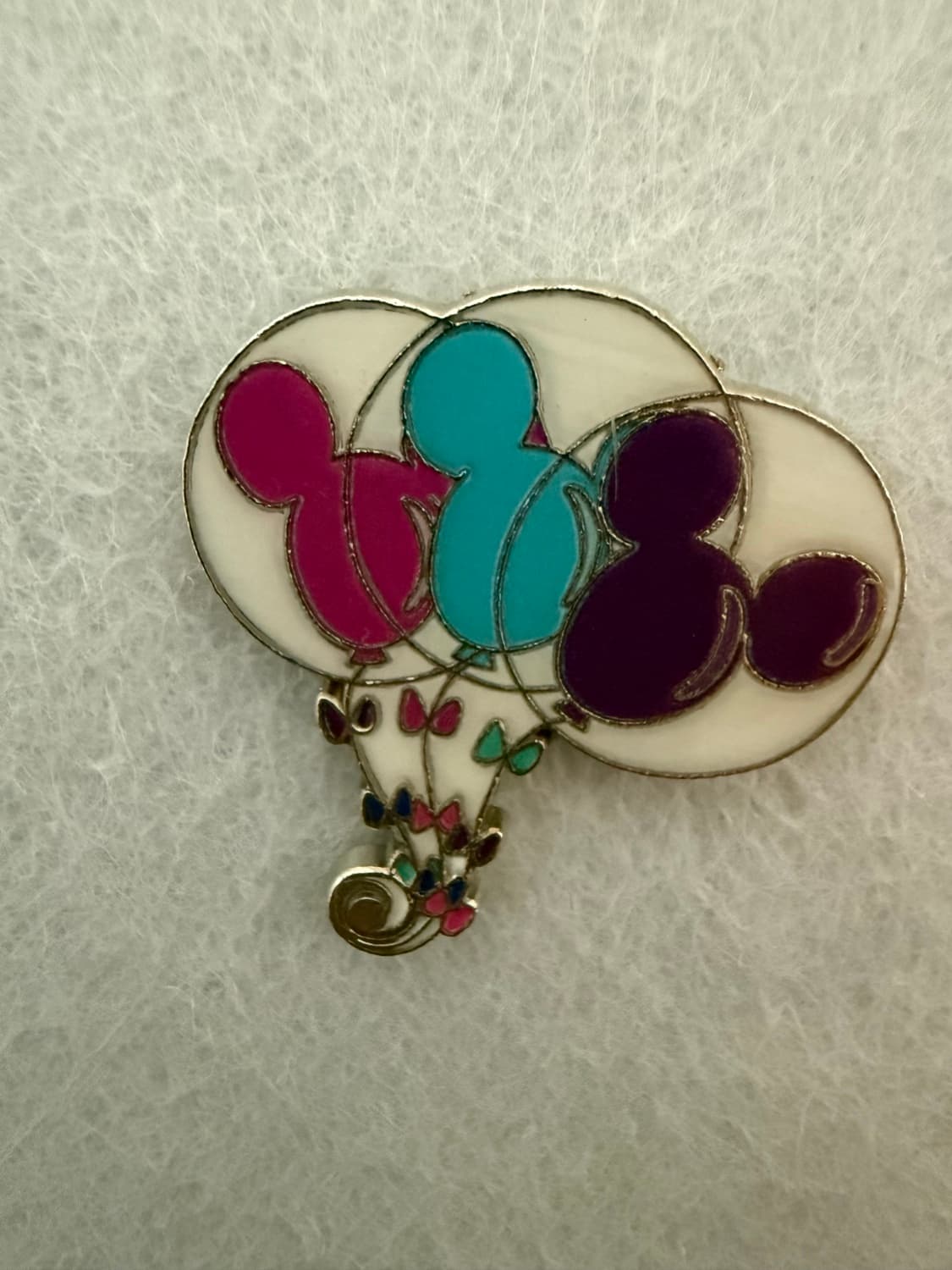 Mickey Icon Balloon Bouquet Pin - Fuchsia, Teal, Purple front