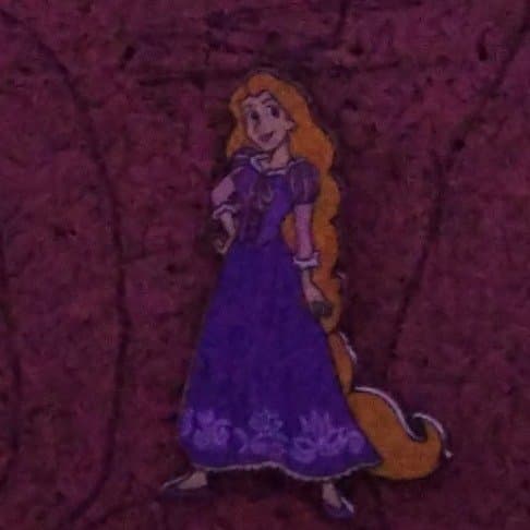 Disney Tangled Rapunzel Standing In Glitter Sparkle Purple Dress Gown Pin 93357