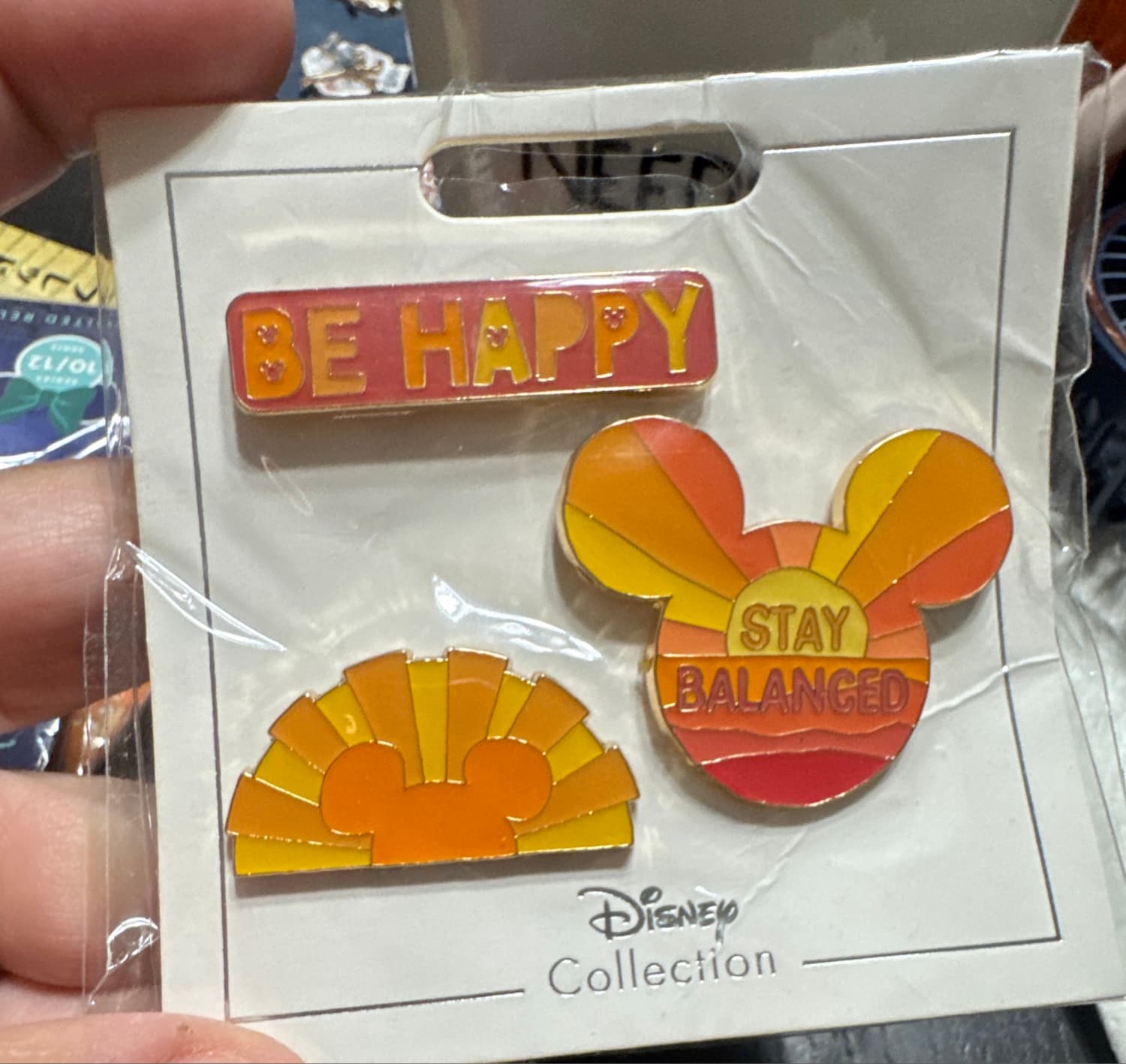 DLR/WDW - Be Happy Flair Set - 2022 - 3-Pin Set