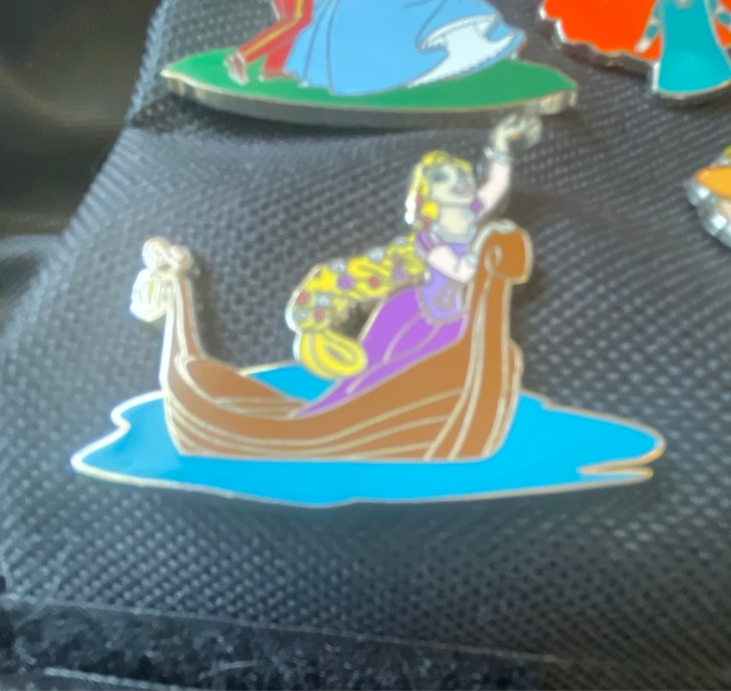 August 2018 Park Pack - Tangled - Characters Frame - Version #3 - Rapunzel and Flynn in Boat