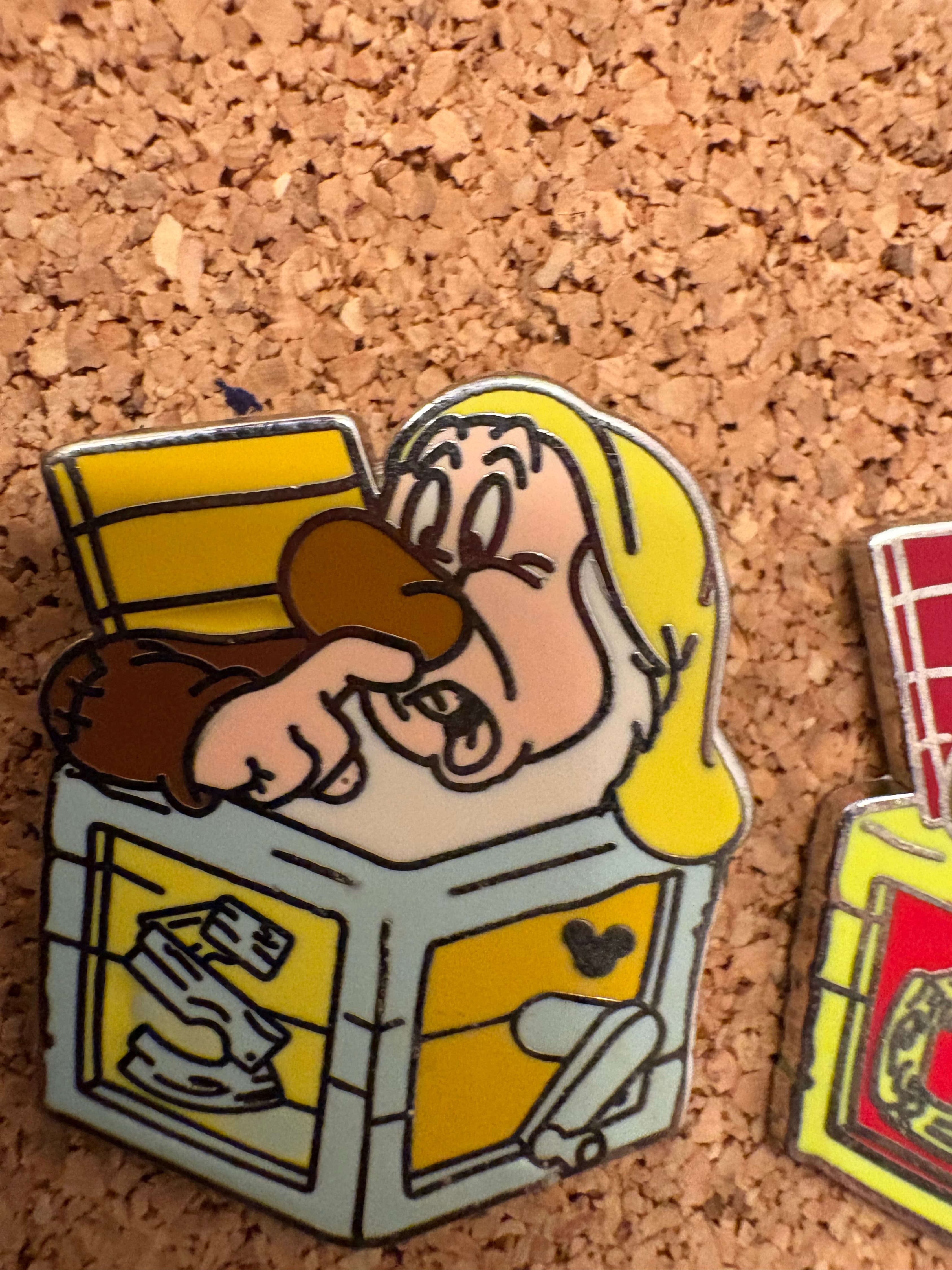 Sneezy Jack-in-the-Box front