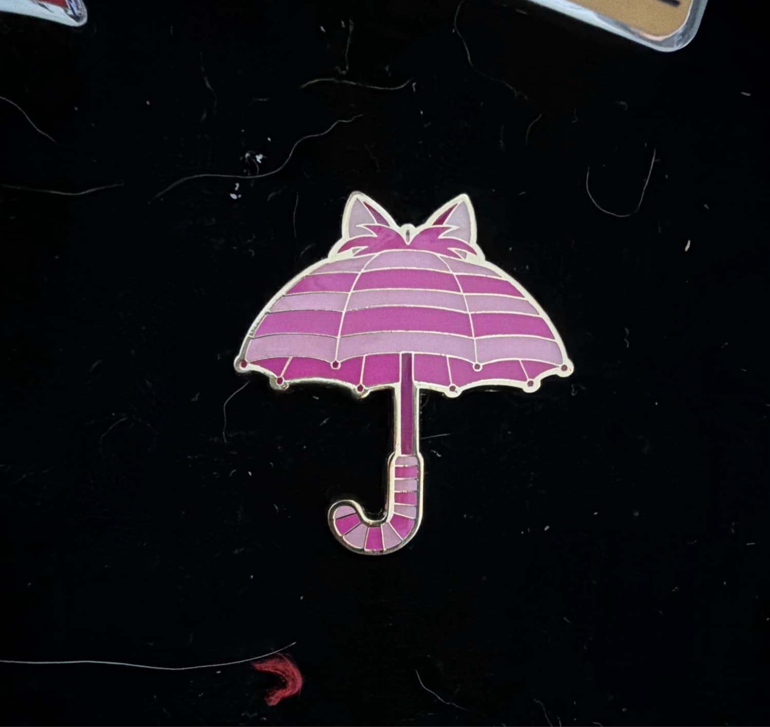 Magical Mystery Series 17: Character Umbrellas - Minnie Mouse front