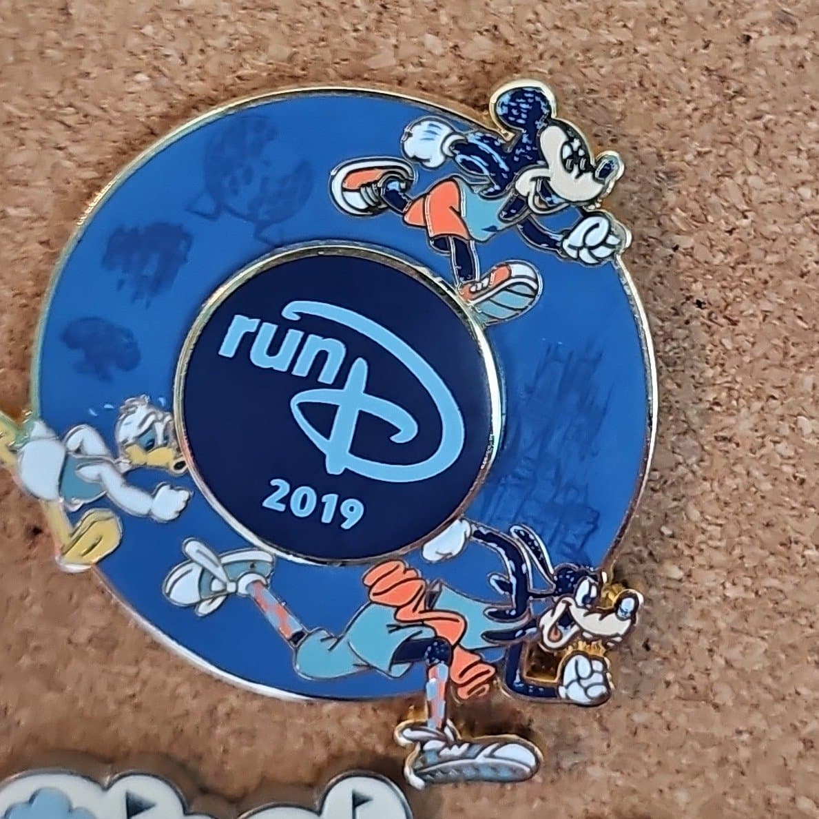 WDW - runDisney 2019 Spinner - Mickey Donald Goofy front