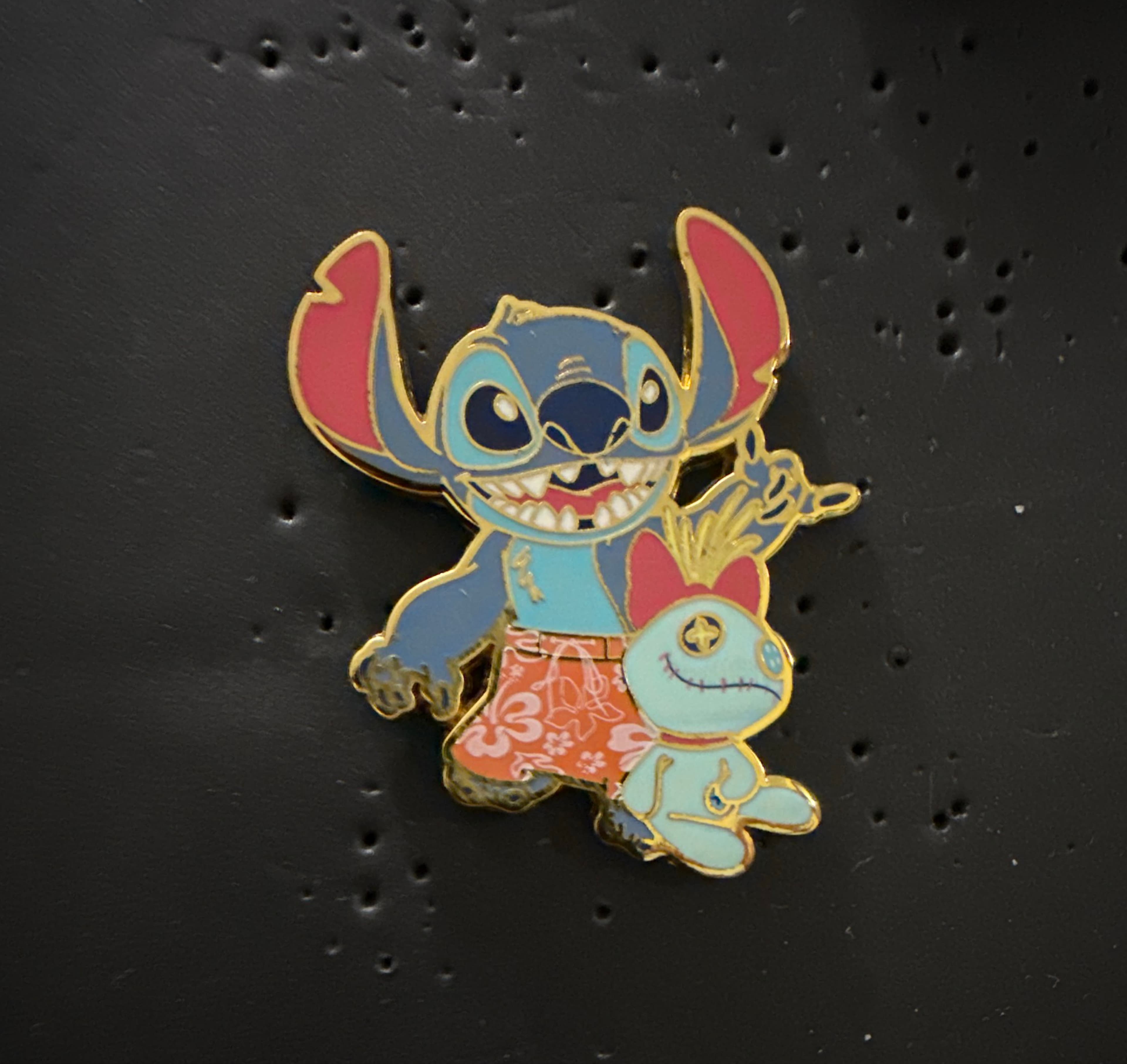 Stitch Beach Vibes with Scrump Shaka Sign