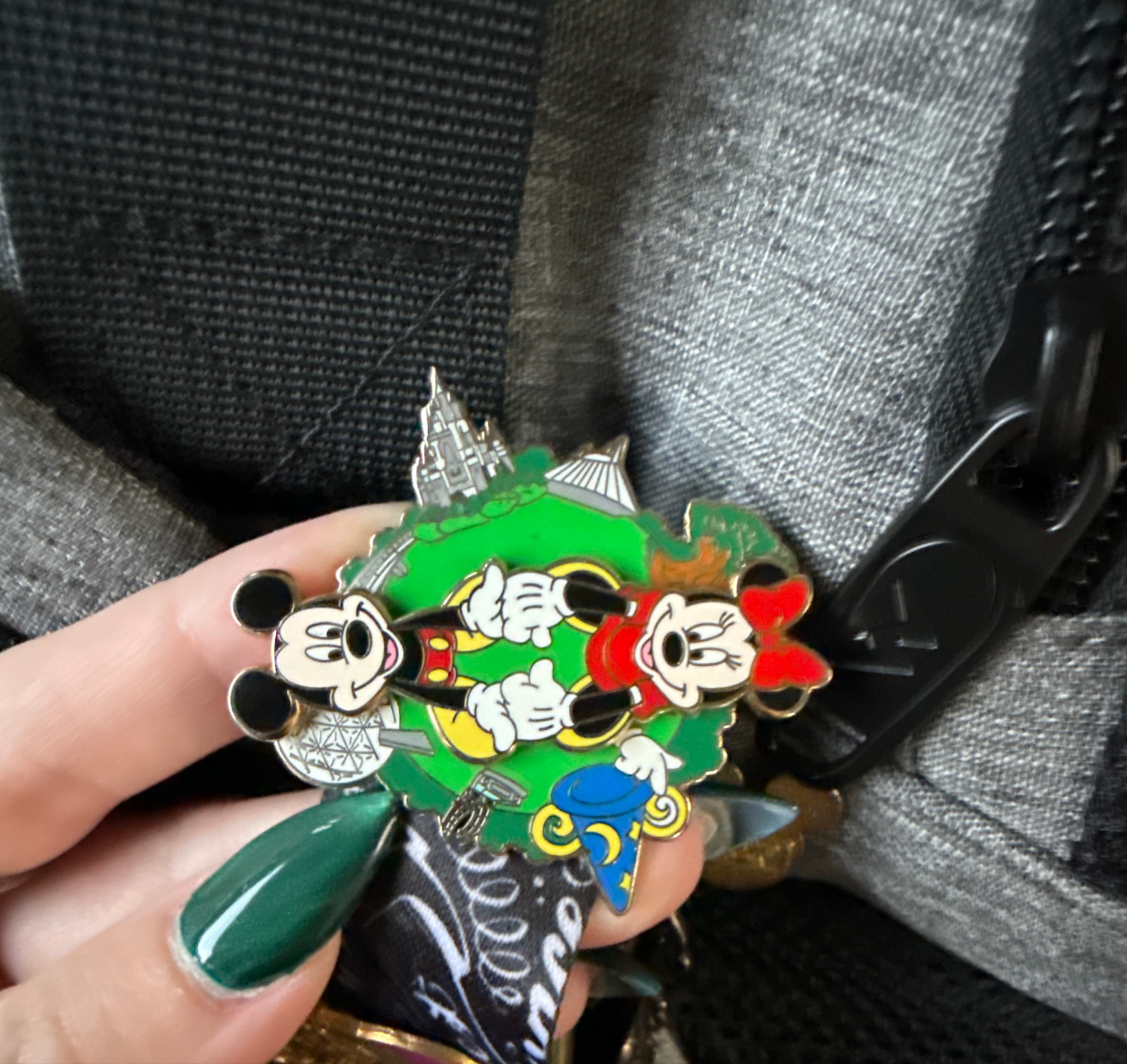 Mickey & Minnie 4 Park Spinner Pin front