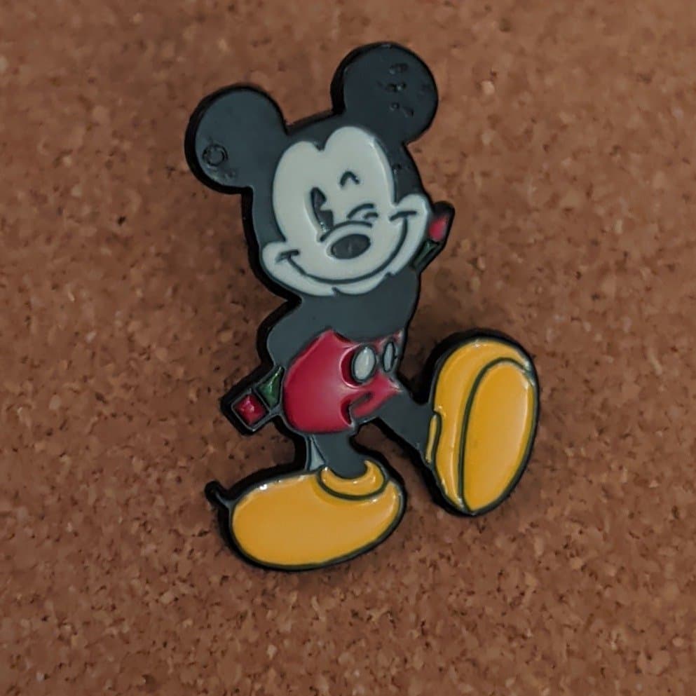 Loungefly - Mickey Mouse Winking front