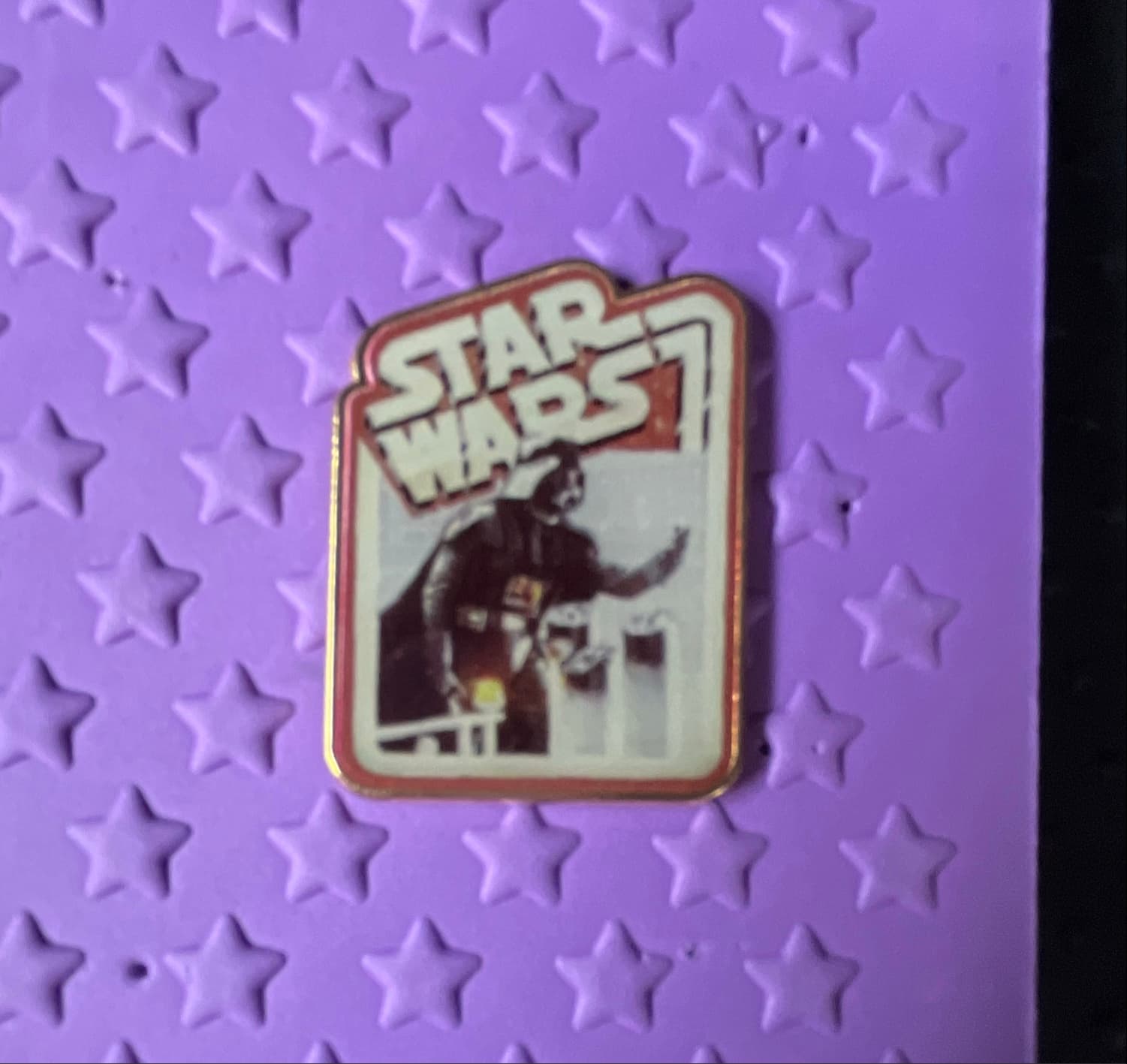 Star Wars Darth Vader pin