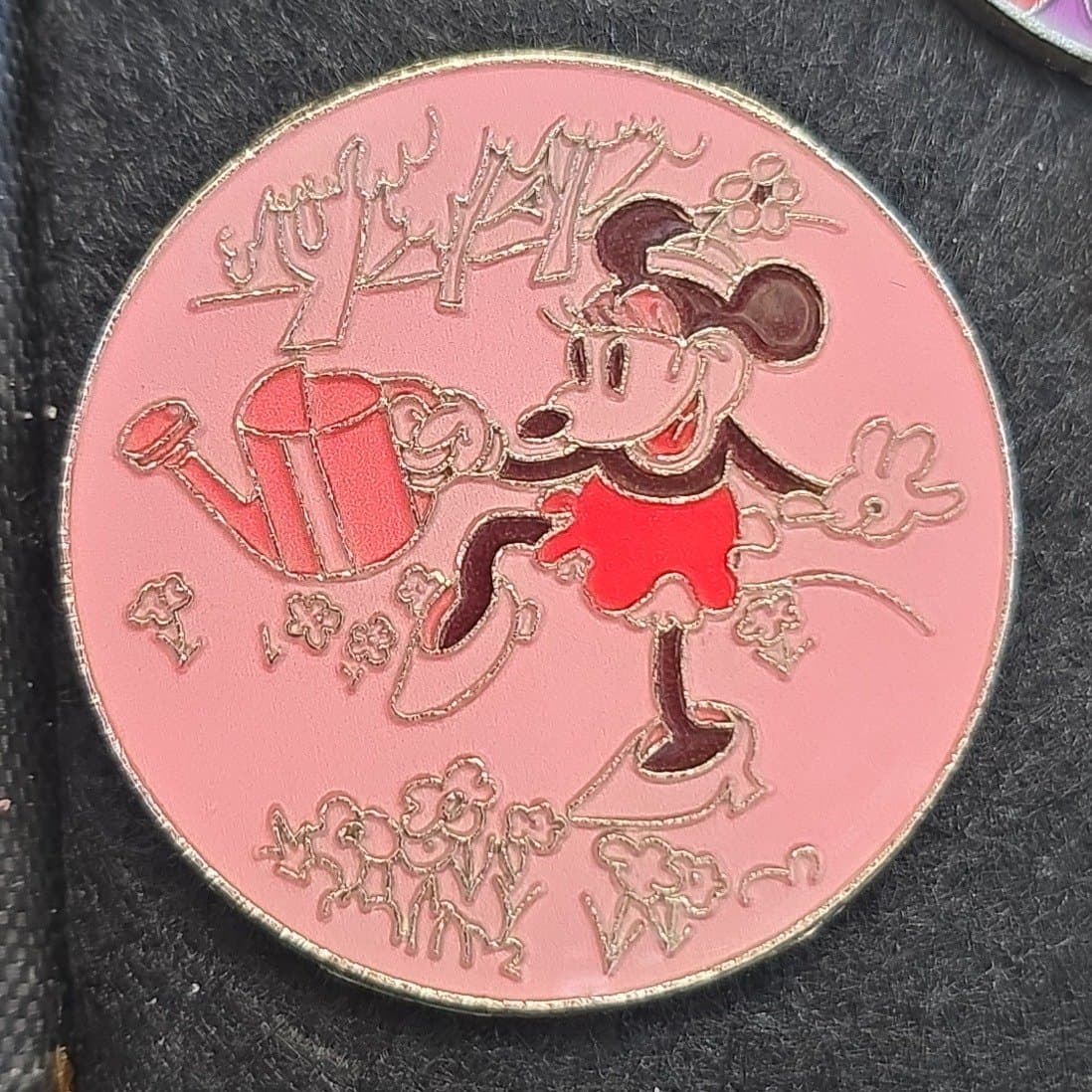 vintage minnie front