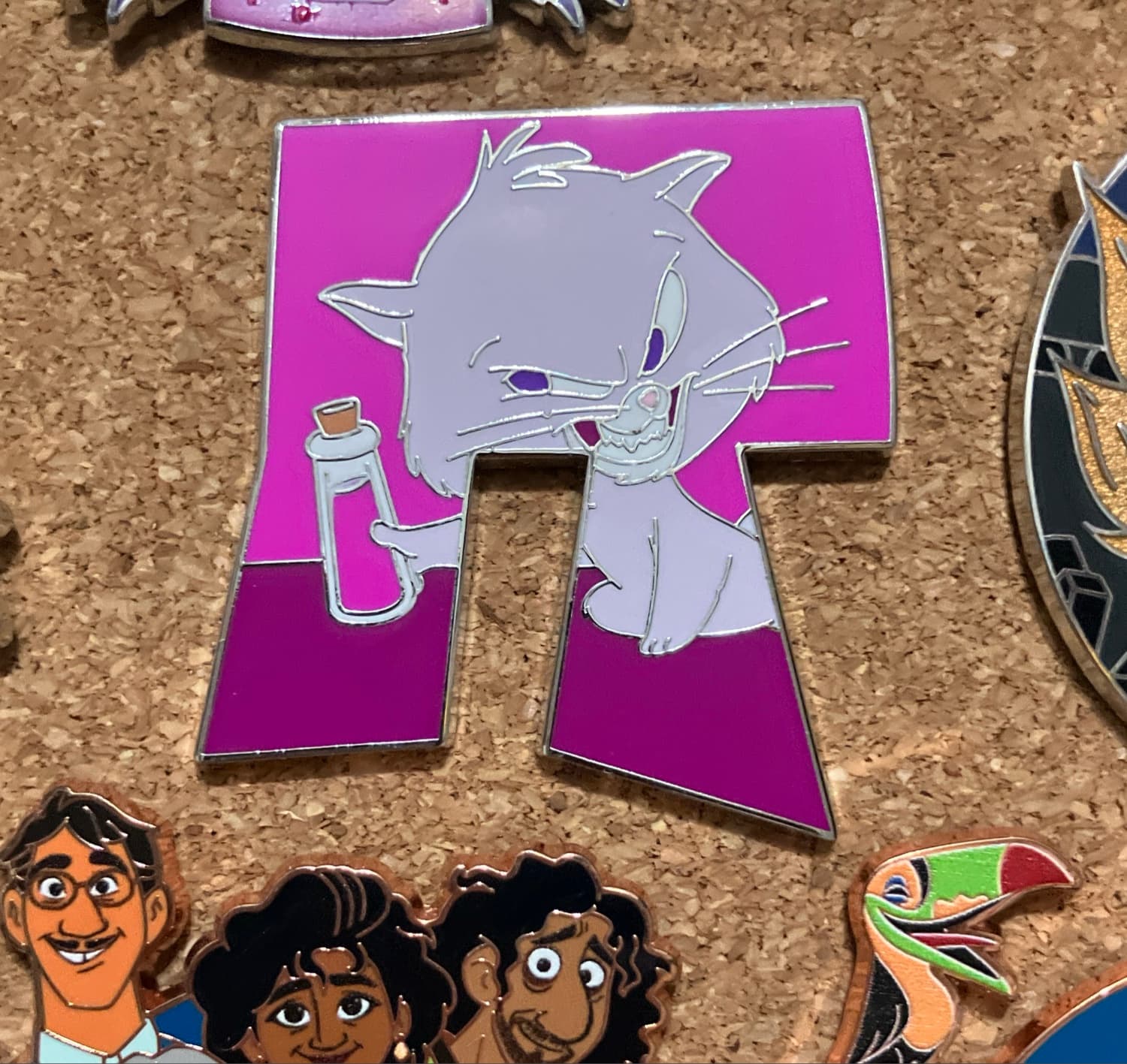 Emperor's New Groove 25th Anniversary Llama Puzzle Pin Yzma Cat