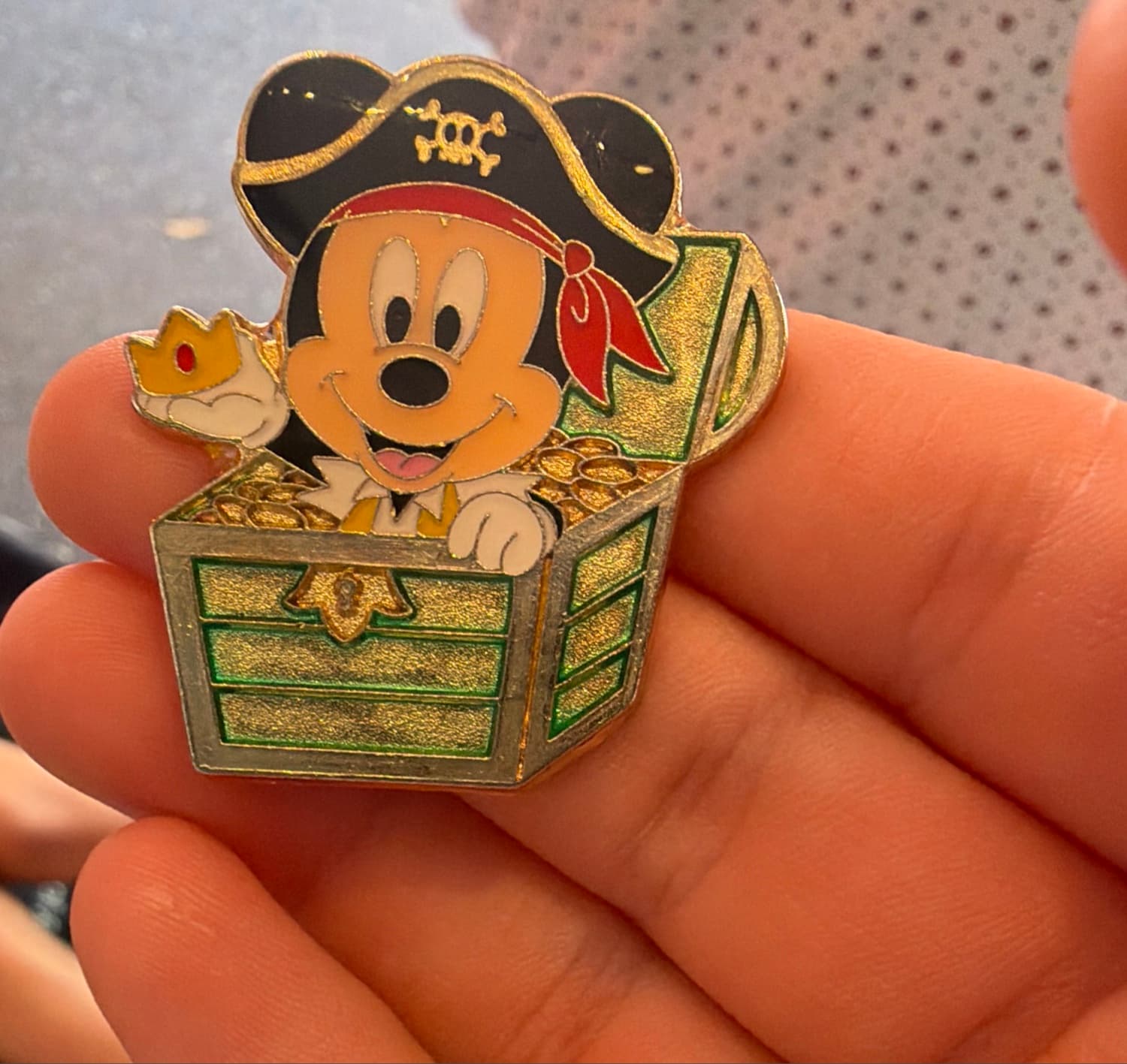 TDR - Mickey Mouse - Pirate Chest - Game Prize - TDS front