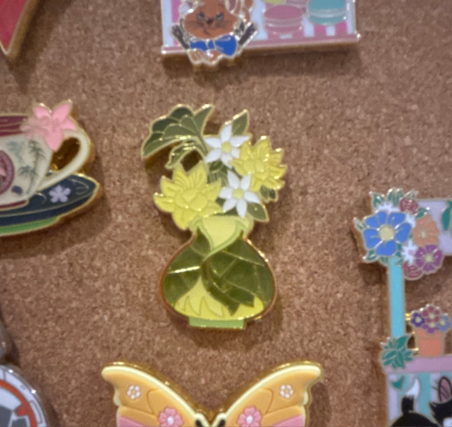 Flower Vase (Yellow and White Flowers)