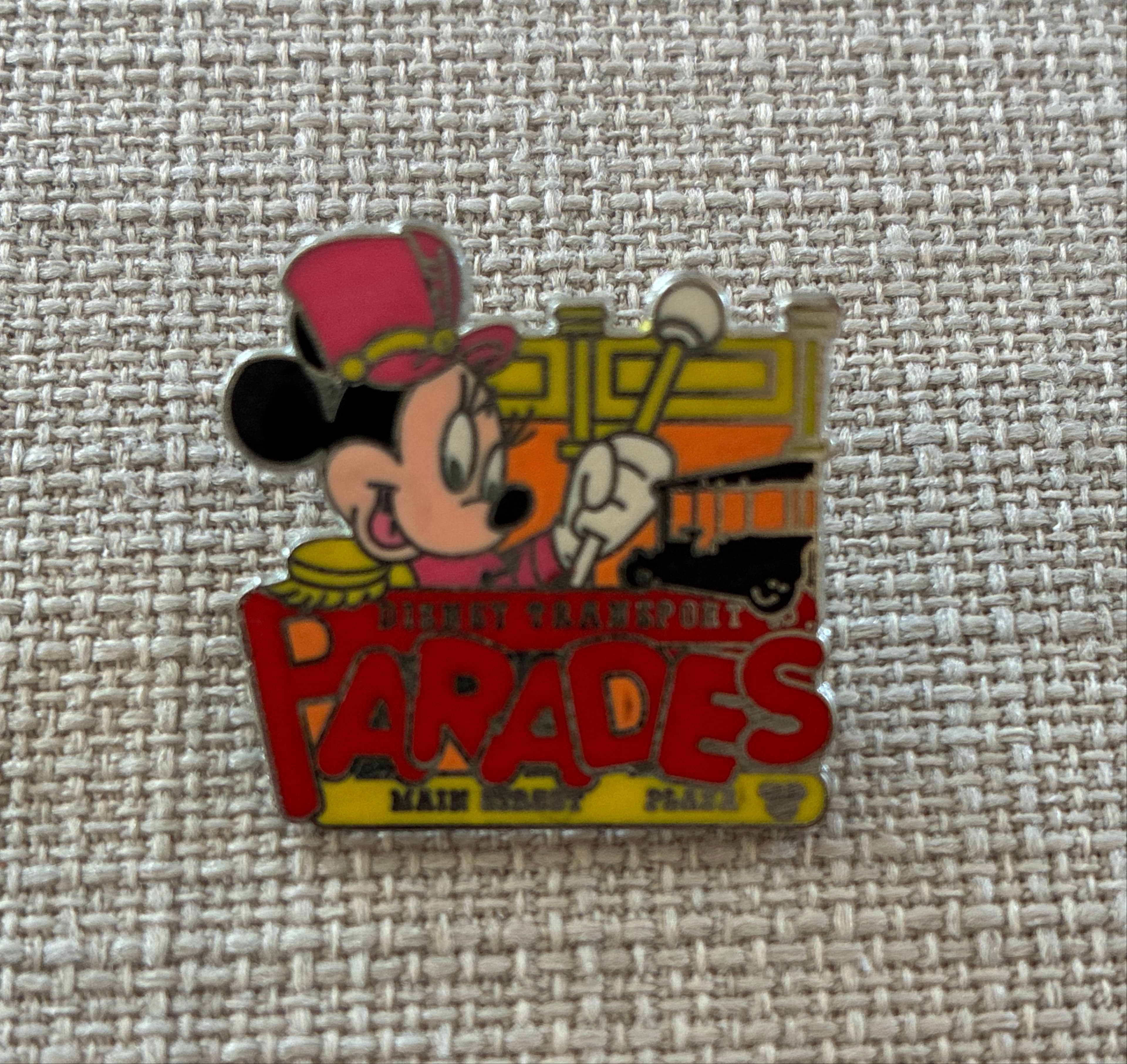 Minnie Mouse Bandleader - Disney Transport Parades Main Street Plaza front