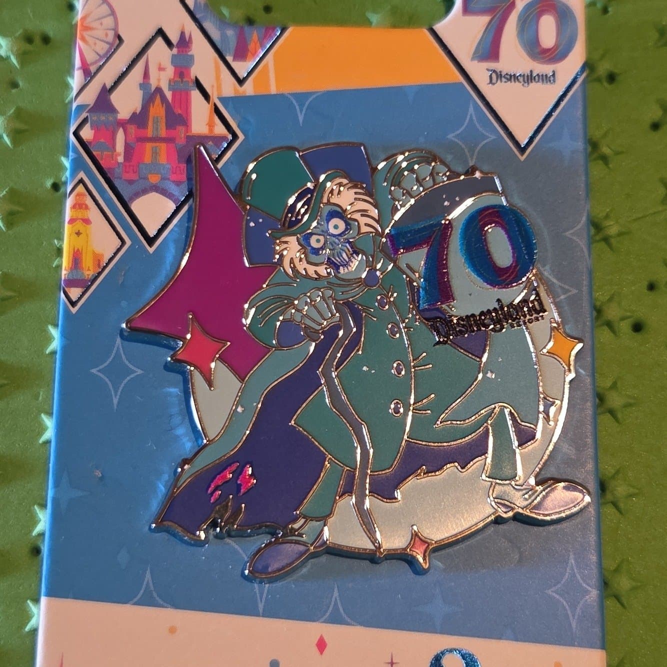 Disneyland Resort 70th Anniversary Celebration - Diamond Star Characters - Hatbox Ghost Pin front