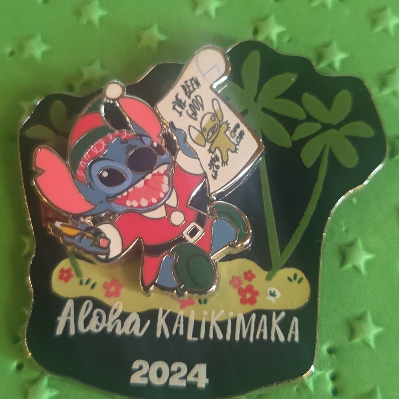 Stitch ''Aloha Kalikimaka'' 2024 Holiday Pin