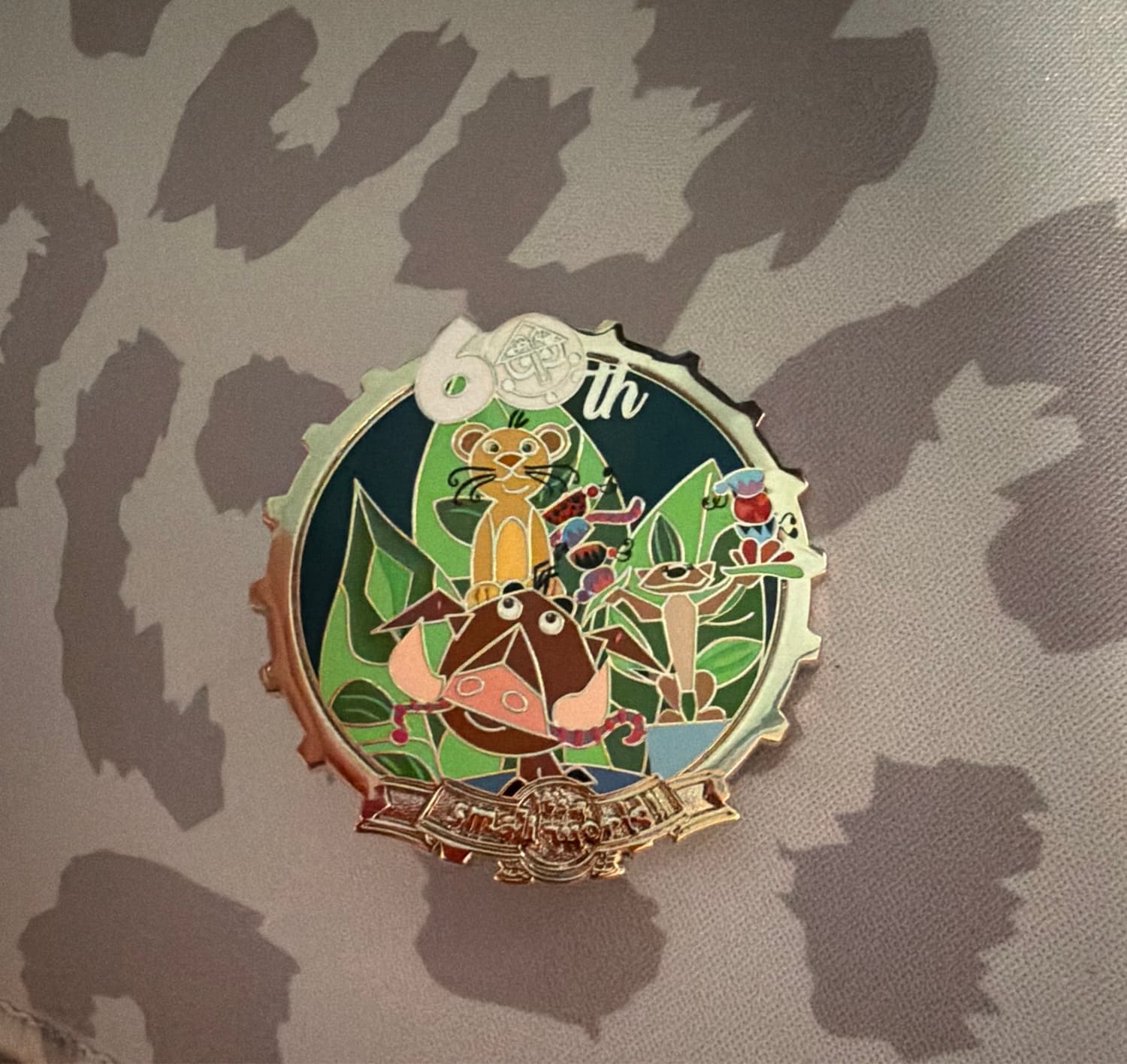 D23 Exclusive - ''it's a small world'' 60th Anniversary Mystery Box - Simba, Timon & Pumbaa front