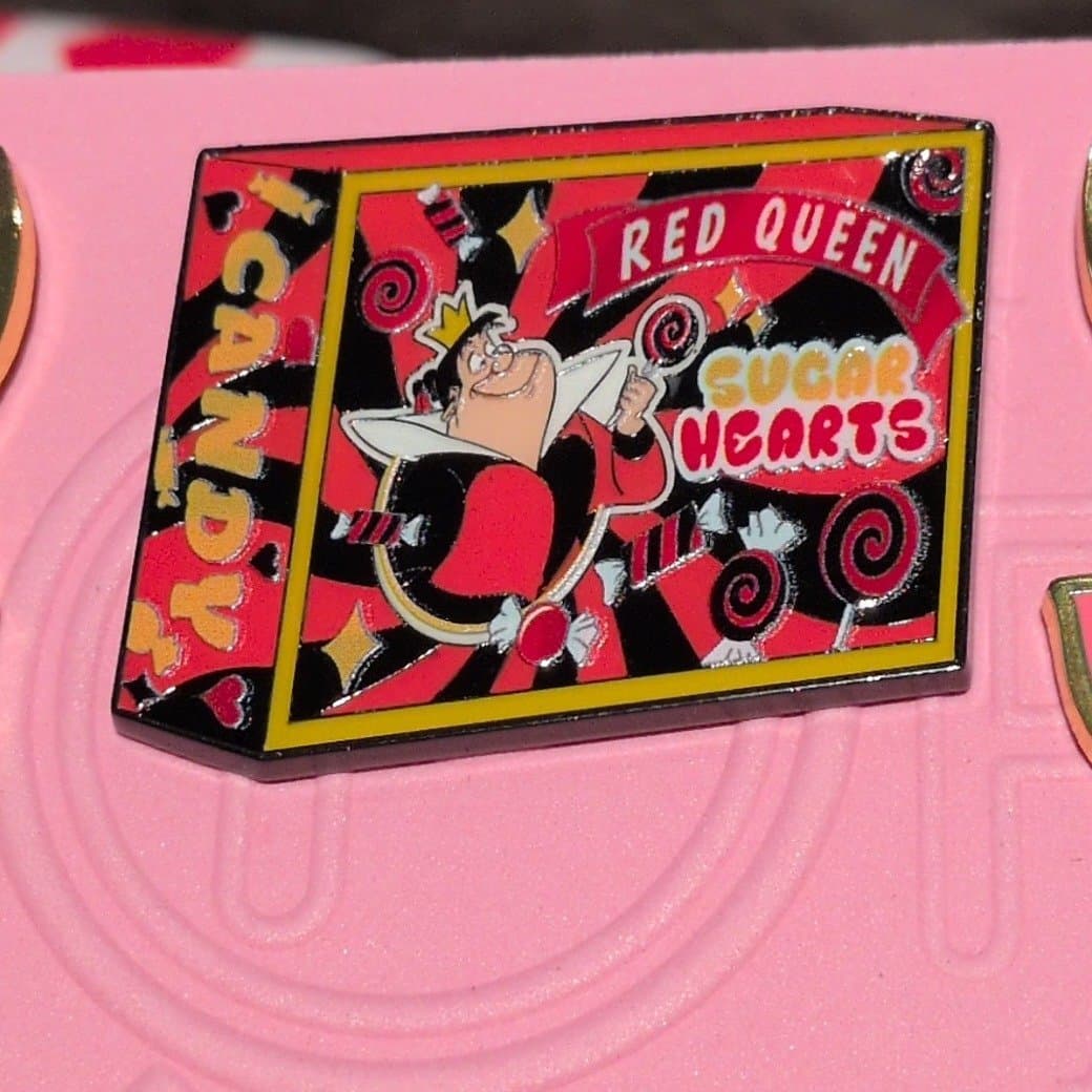 Queen of Hearts - Loungefly Disney Villains Candy Box Blind Box Enamel Pin