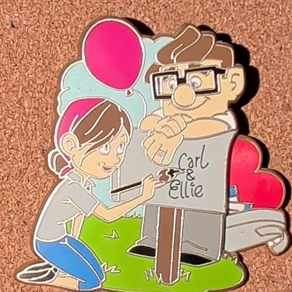 Disney DEC Employee Center Pixar Valentines Heart Pin - Up Young Carl Ellie front